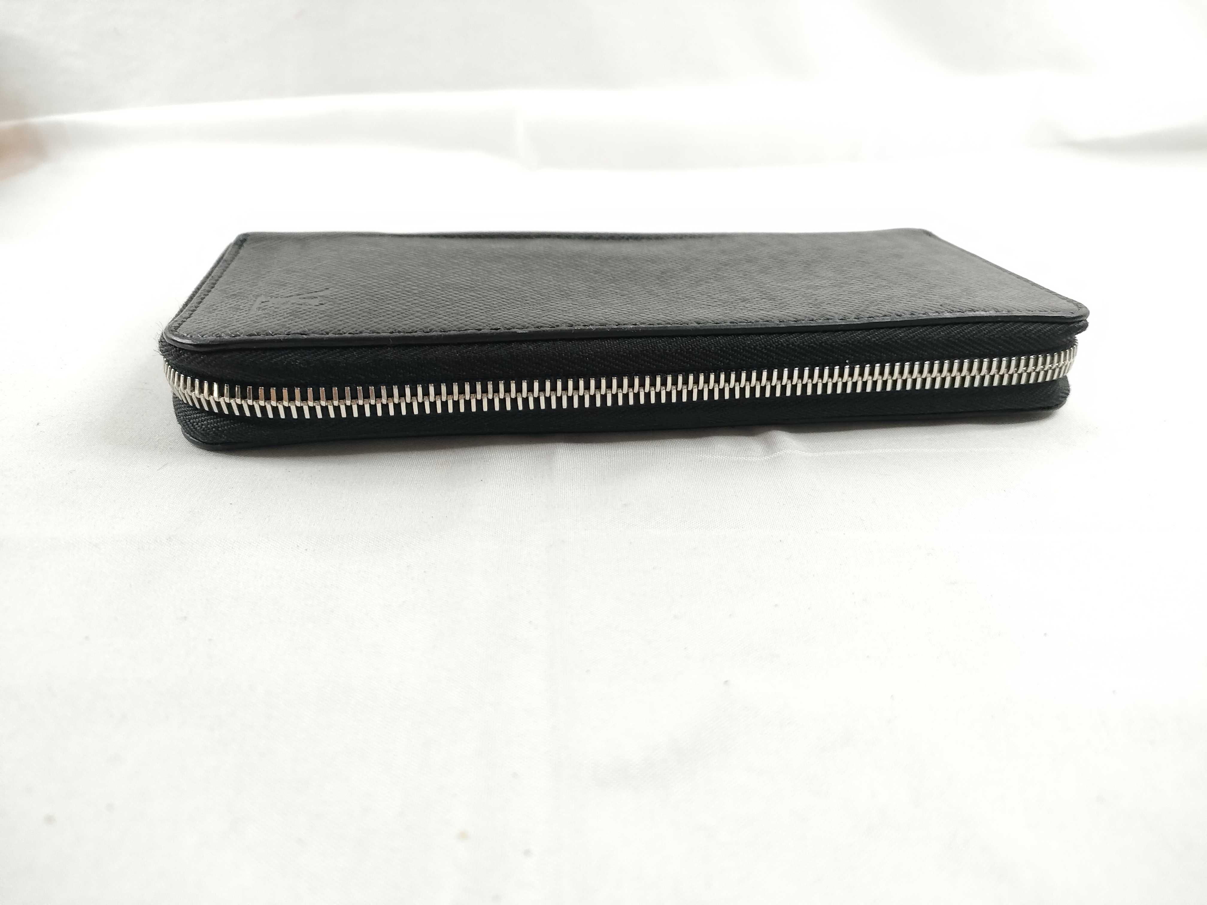 Taiga Zippy Vertical Wallet with IC Tag and Silver Hardware — view 6