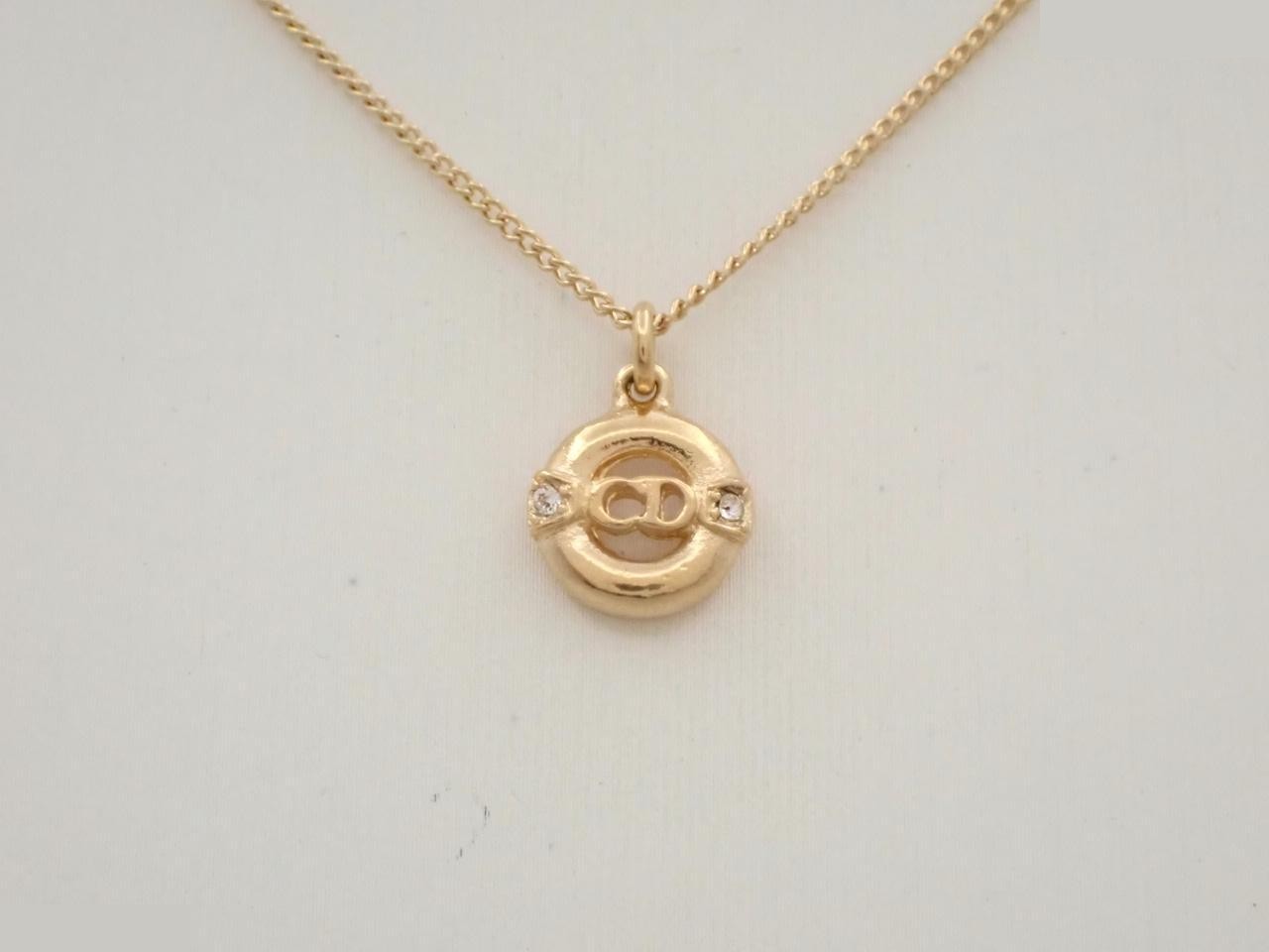 Other lines: Precious metals, necklaces, pendants, chain approximately 44cm