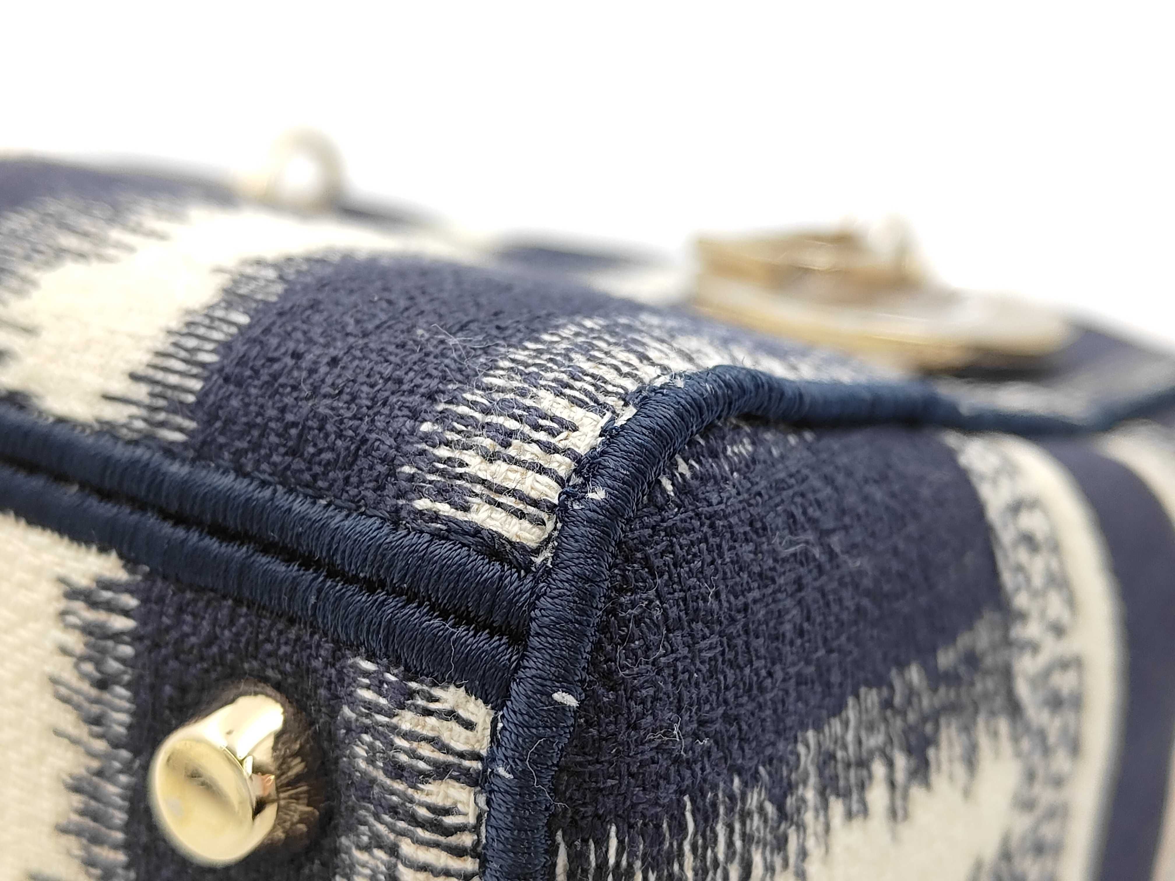 handbag, Lady Dior D-Lite 2-way shoulder bag — view 6