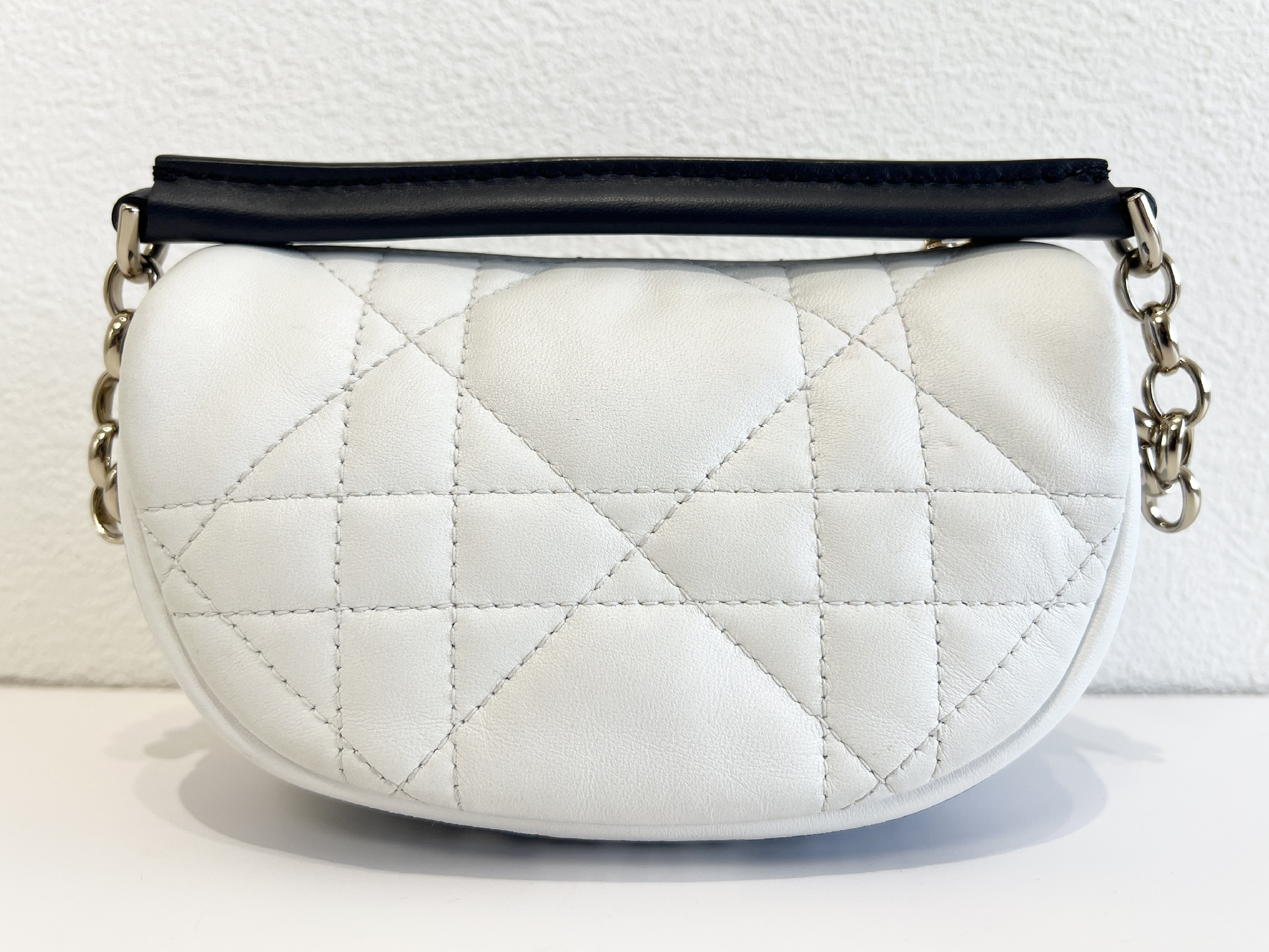 Vibe Quilted Leather Lambskin 2way Chain Handbag Shoulder Bag — view 2