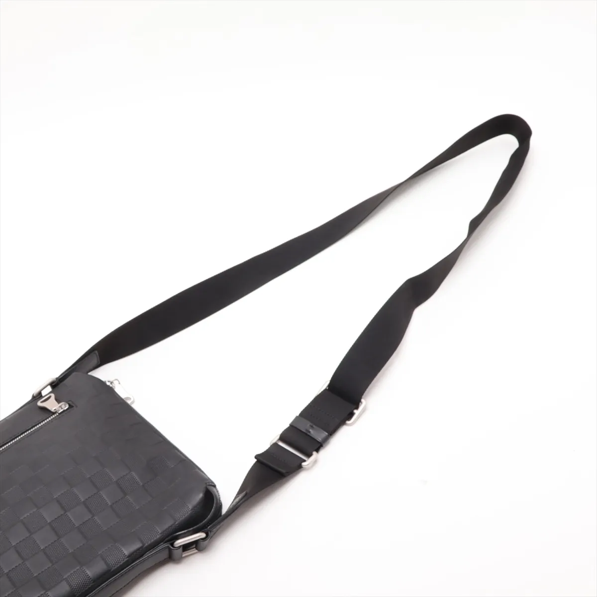 Damier Infini 3D Discovery Messenger BB N42418 CA3159 Black — view 5