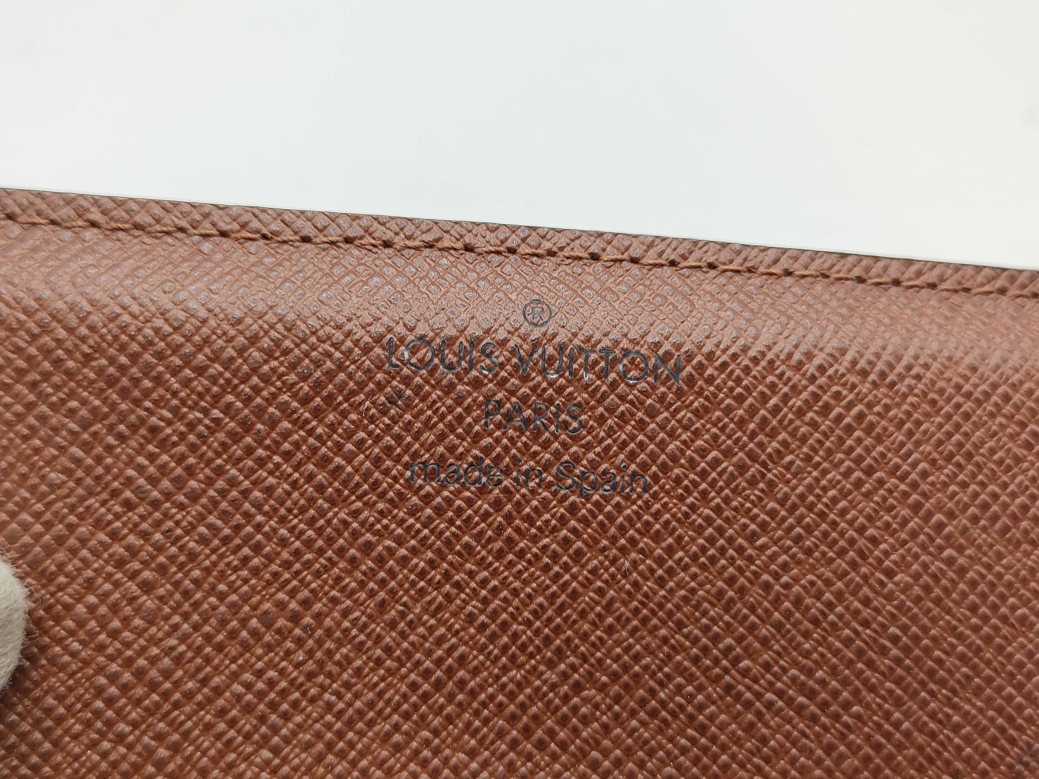 Monogram Enveloppe Carte de Visite Monogram M62920 Card Case — view 9