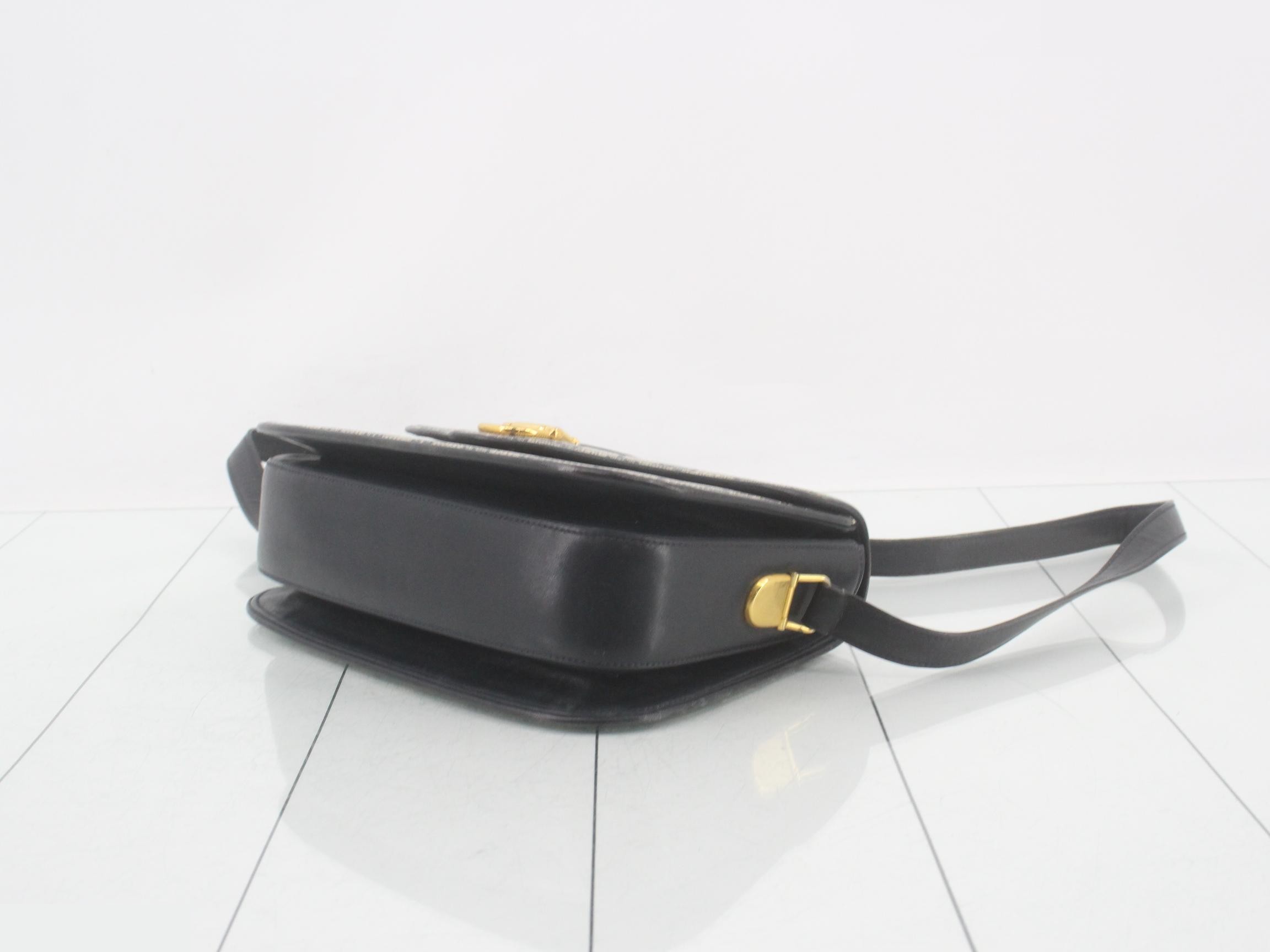 GG Supreme Horsebit Shoulder Bag — view 6