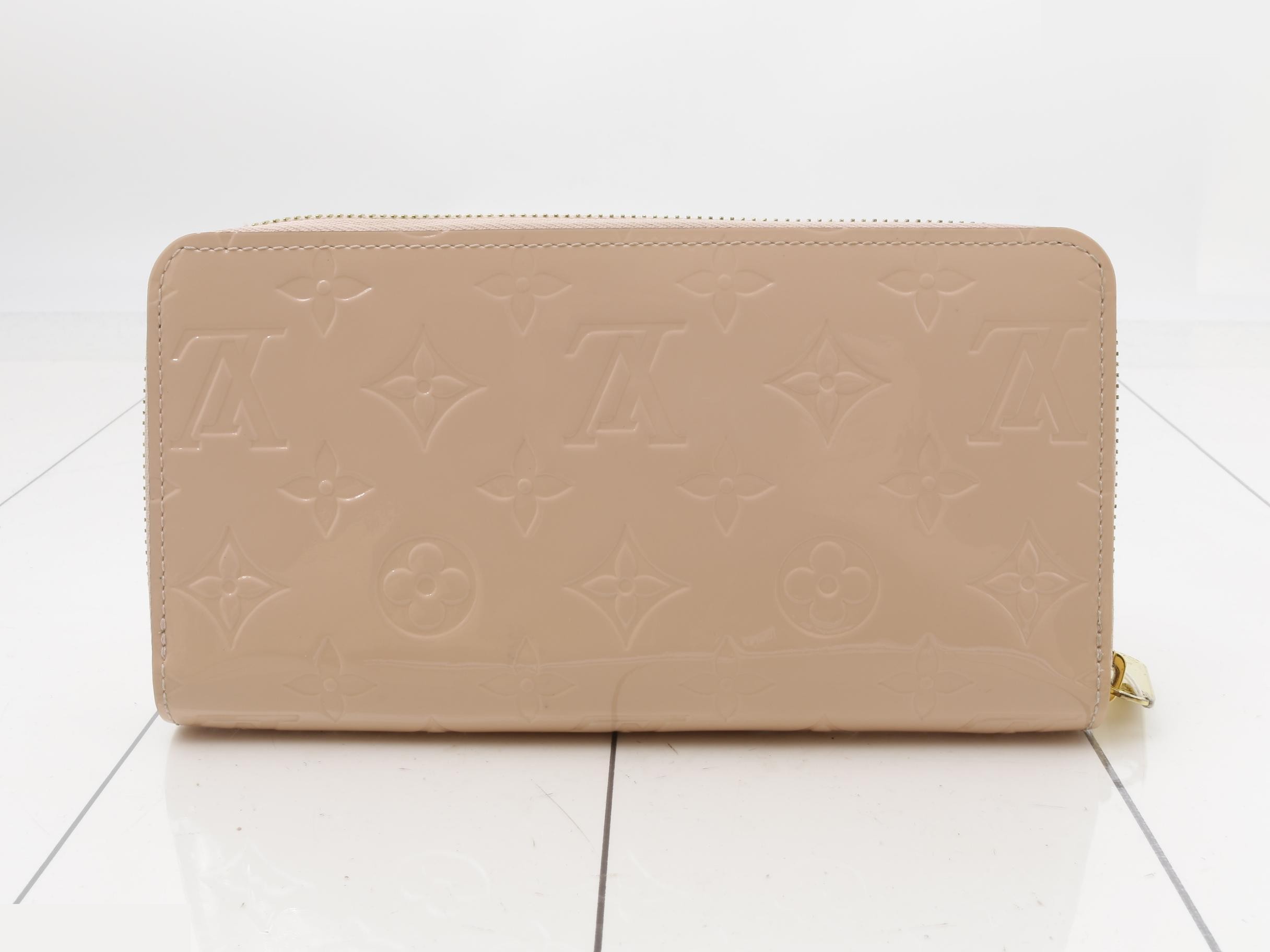 Vernis Zippy Wallet Long Wallet — view 2