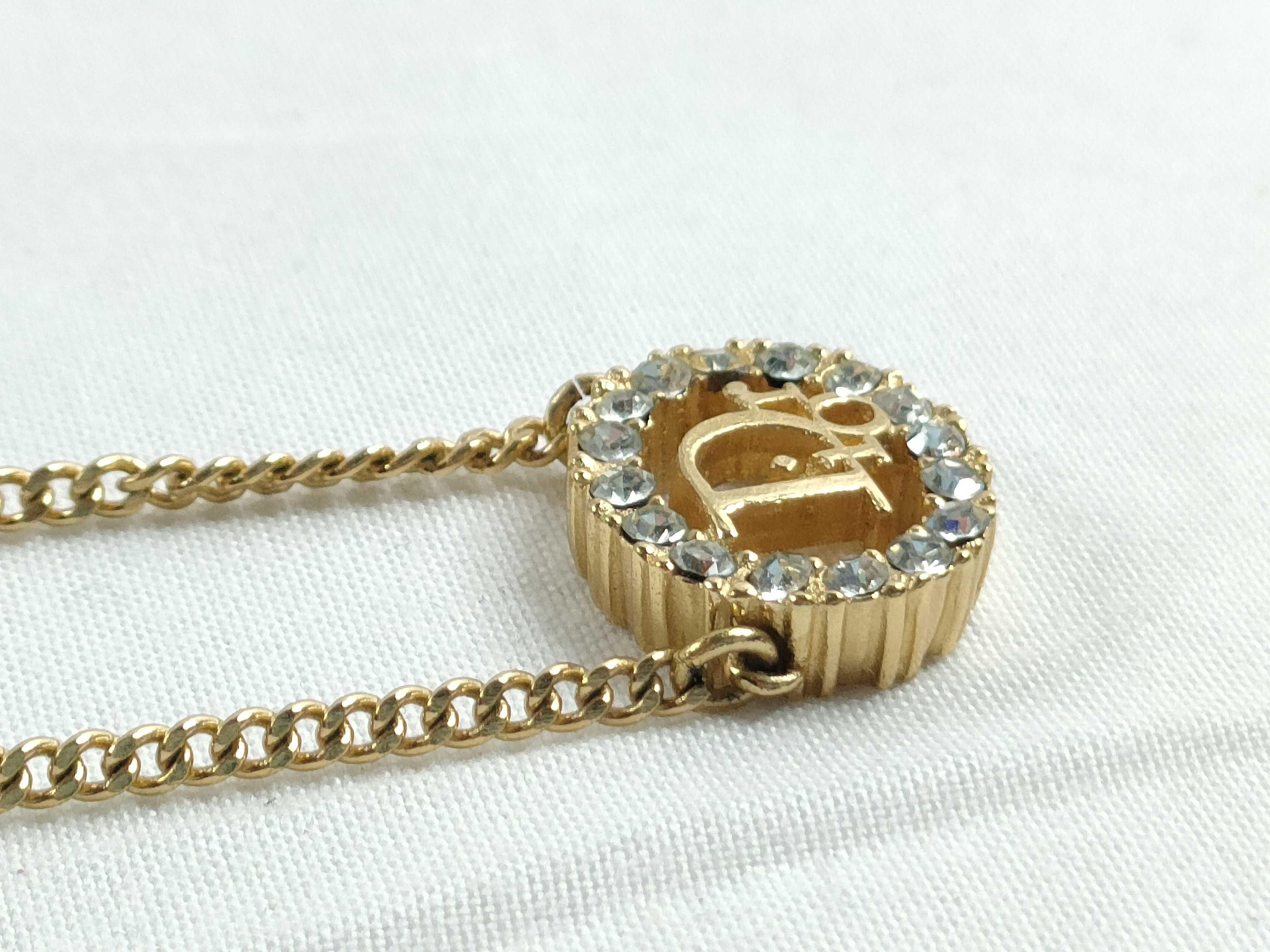 necklace — view 4