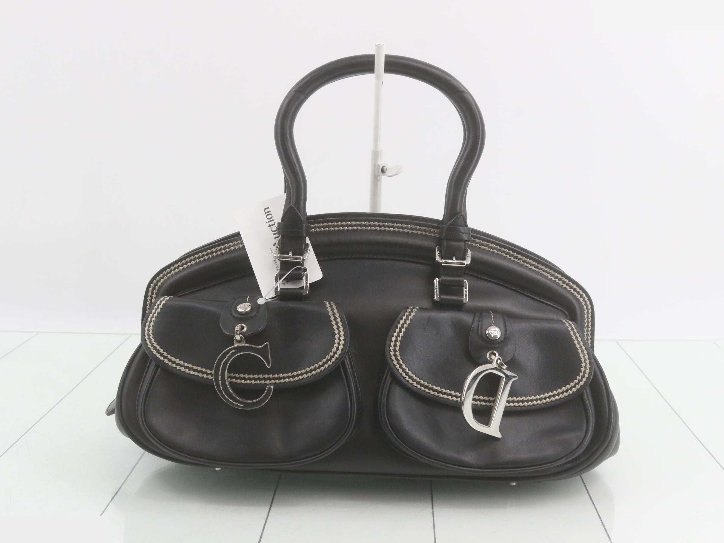 Other lines: Bags and shoulder bags