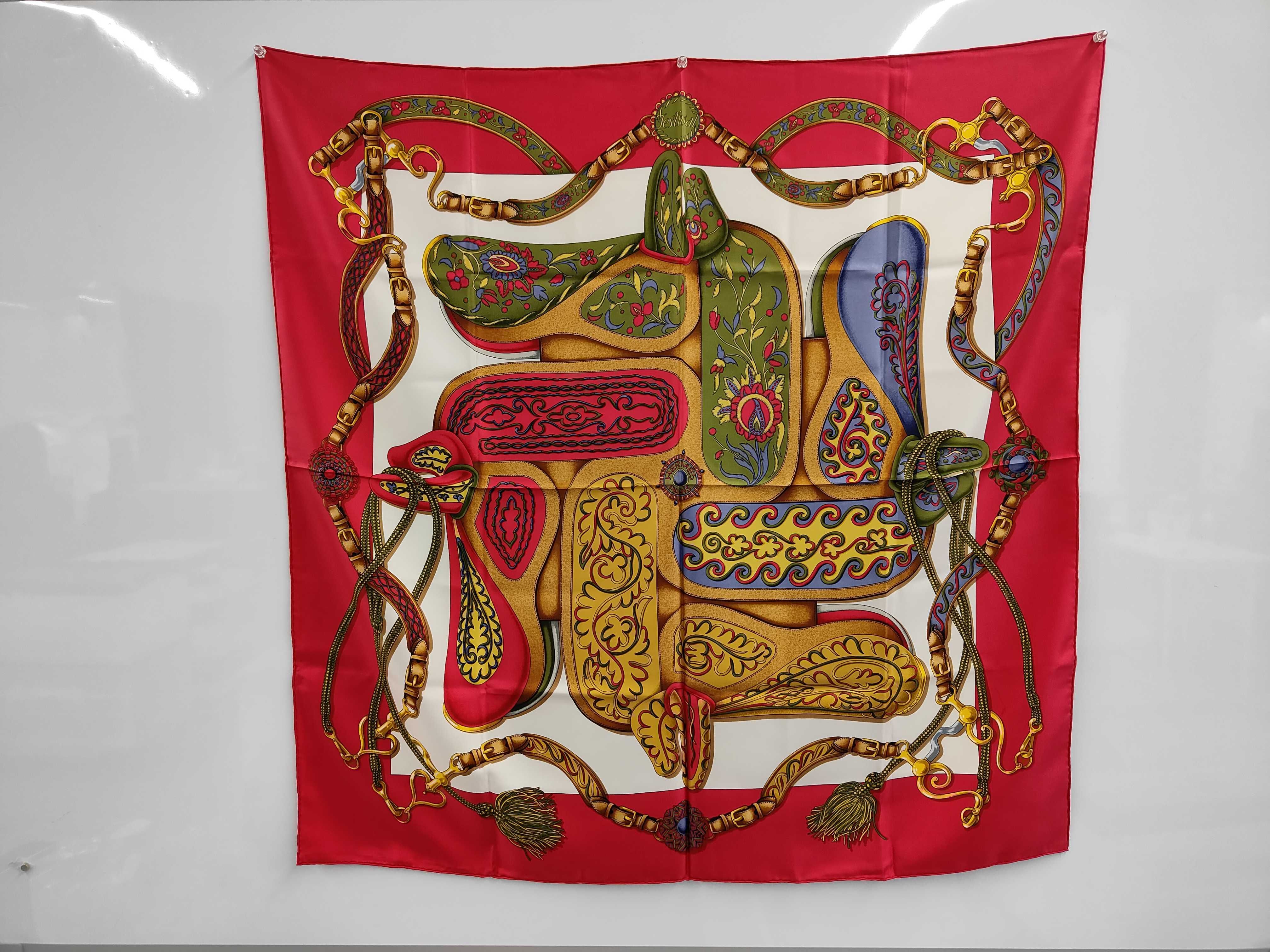 scarf carré and other accessories
