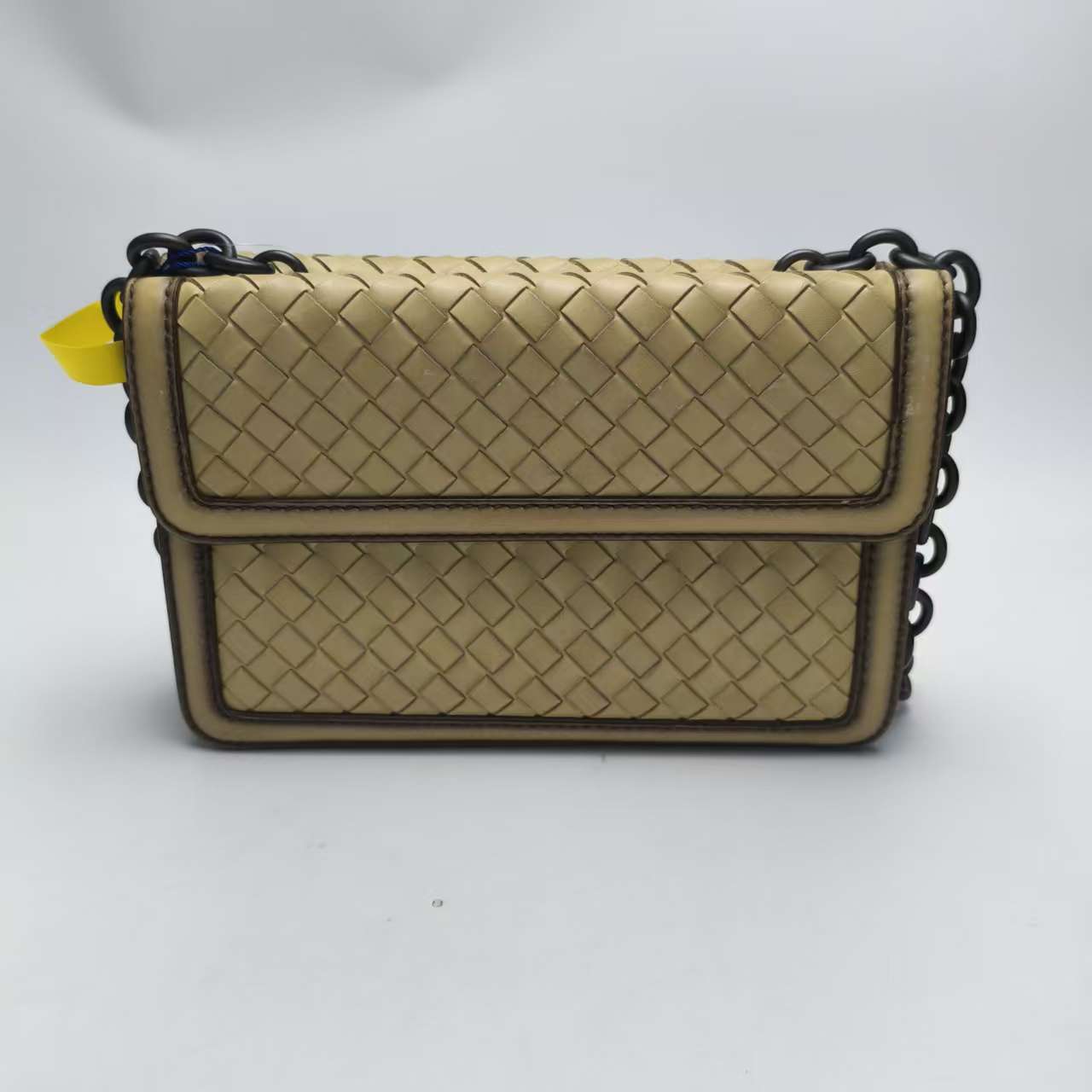 【*Shipped from: China*】BOTTEGA VENETA Lambskin Shoulder Bag — view 2