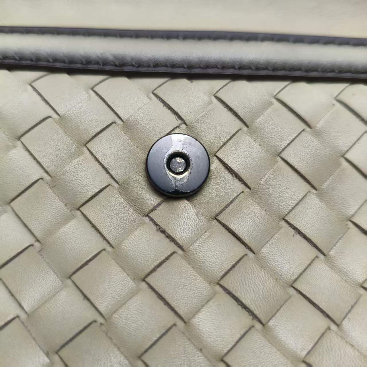 【*Shipped from: China*】BOTTEGA VENETA Lambskin Shoulder Bag — view 14