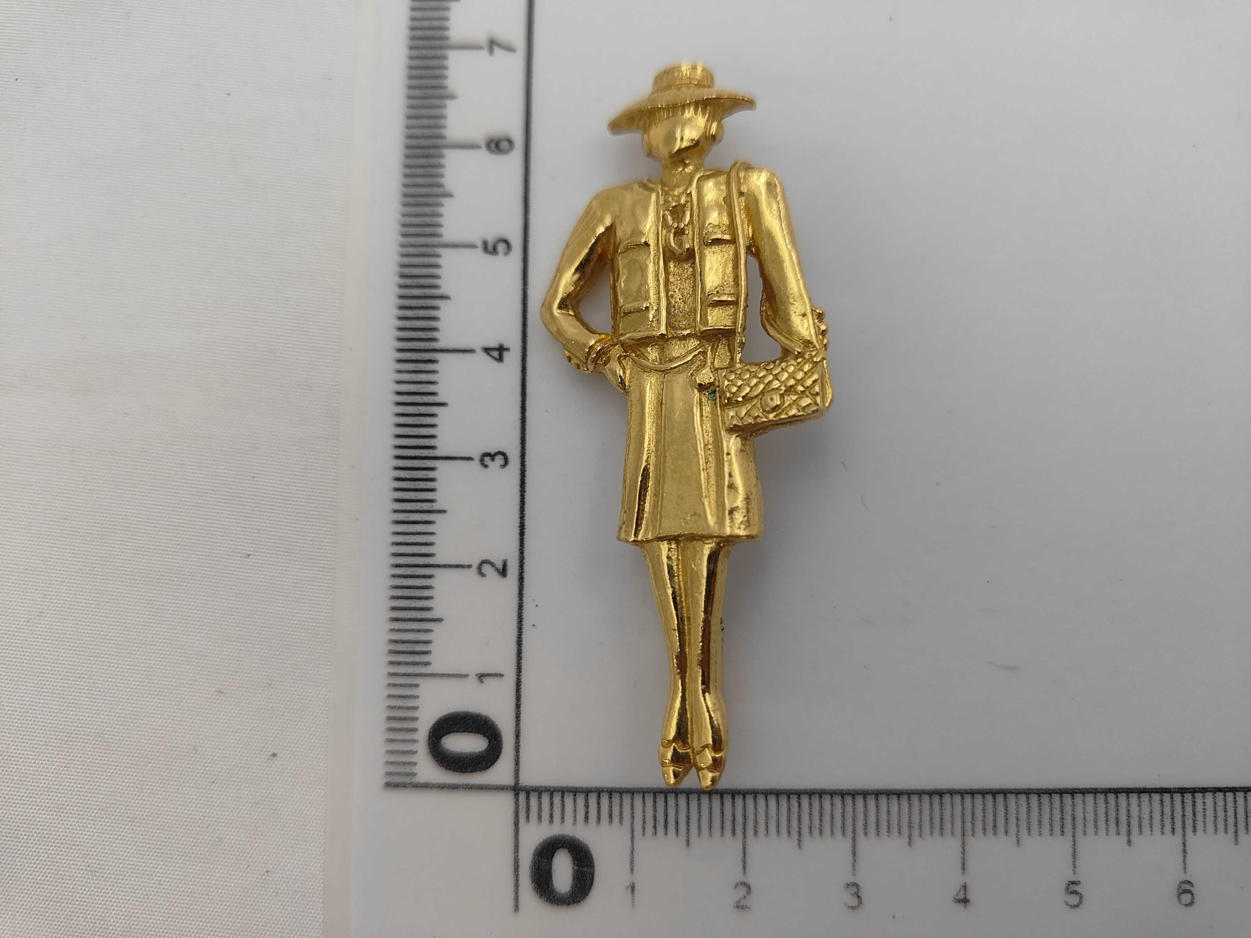 Mademoiselle Brooch — view 5
