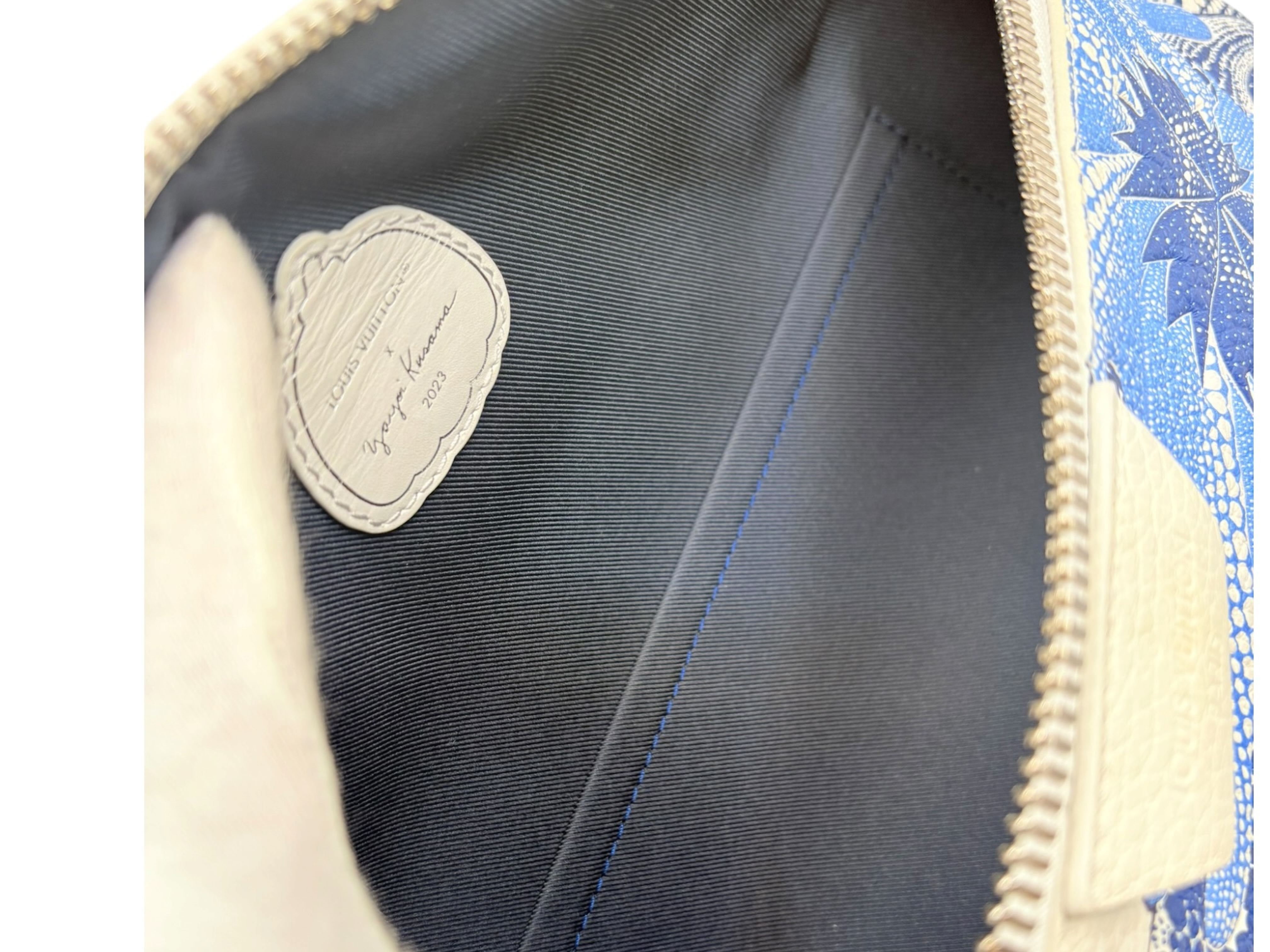 x Yayoi Kusama LV x YK Maxi Bum Bag - RFID detected M21680 Shoulder Bag — view 9