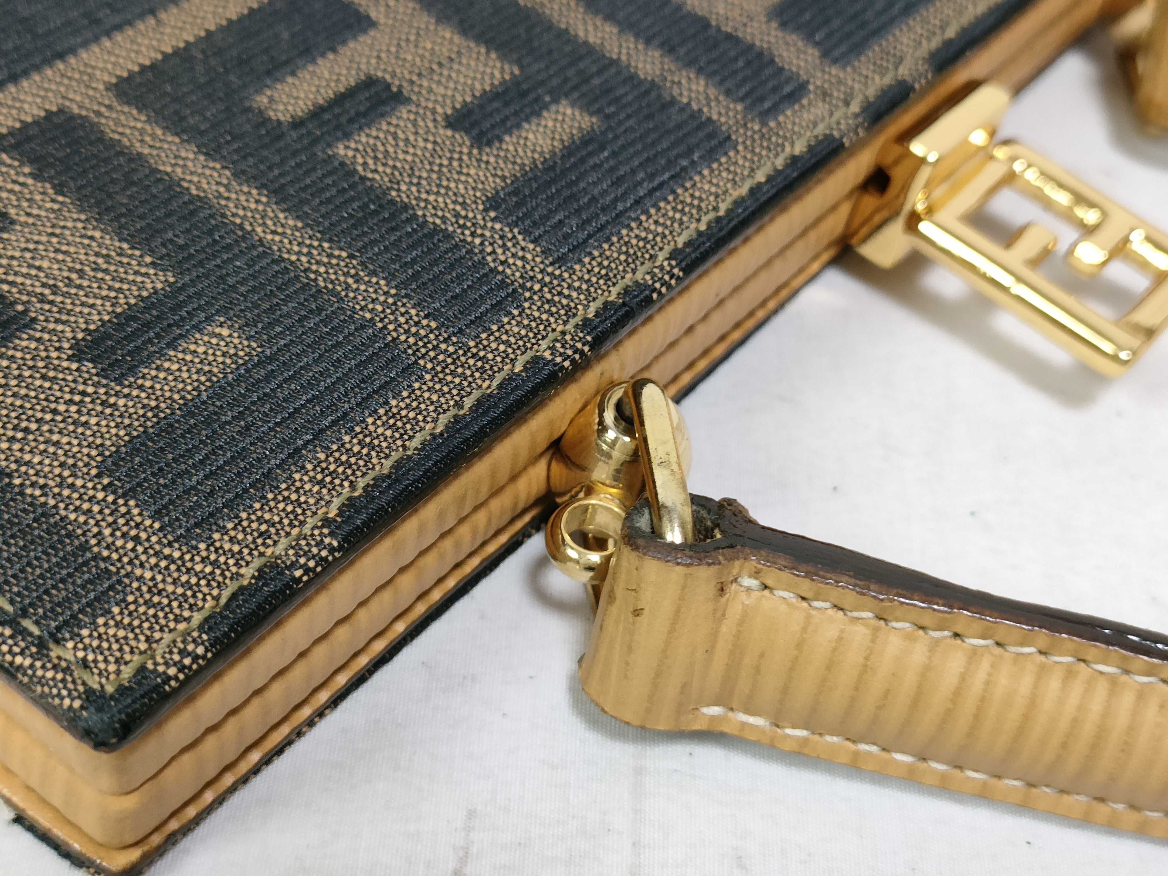 Zucca Top Handle Clasp Handbag — view 11
