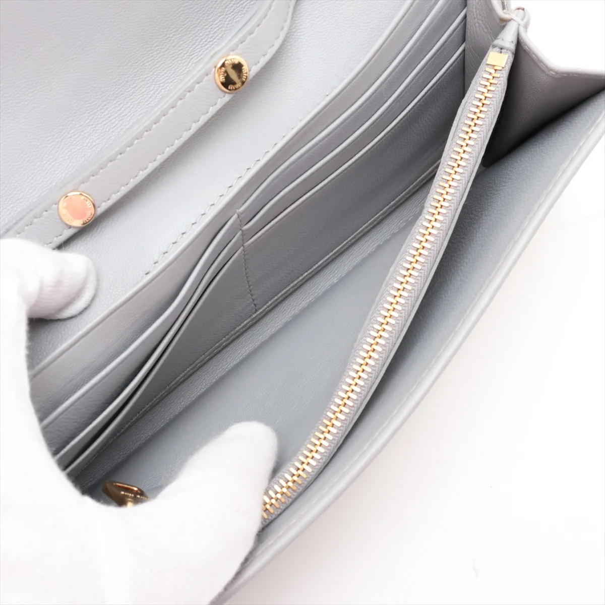 Matelassé 5BP290 Leather Chain Wallet, Gray, Unsigned Guarantee Card — view 10