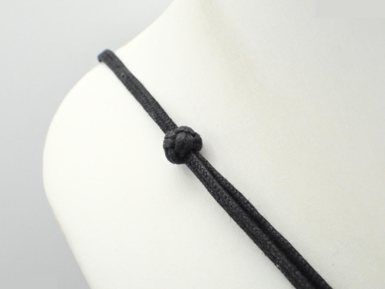 Necklace, neck circumference approximately 64 cm — view 2