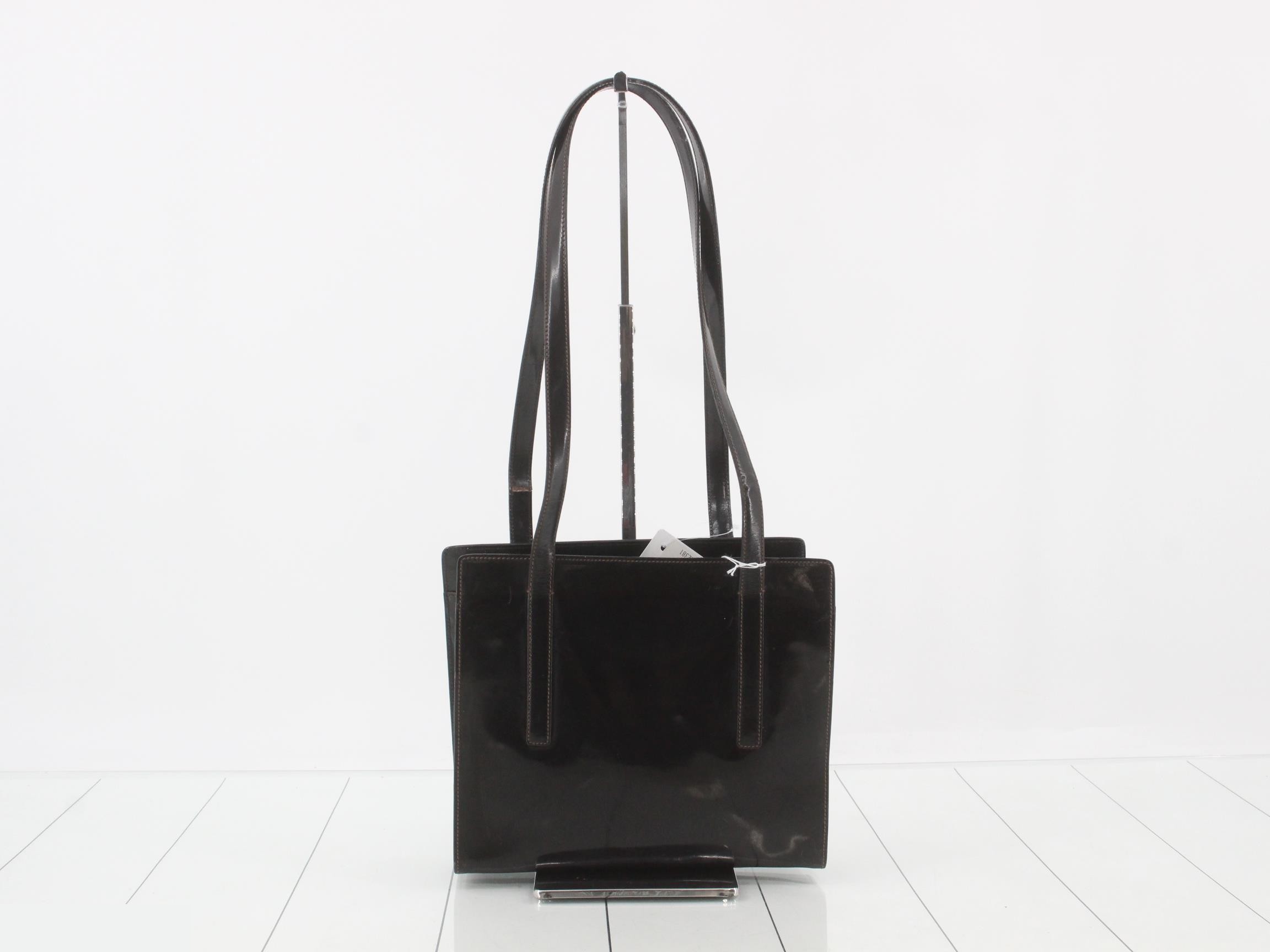 handbag — view 2