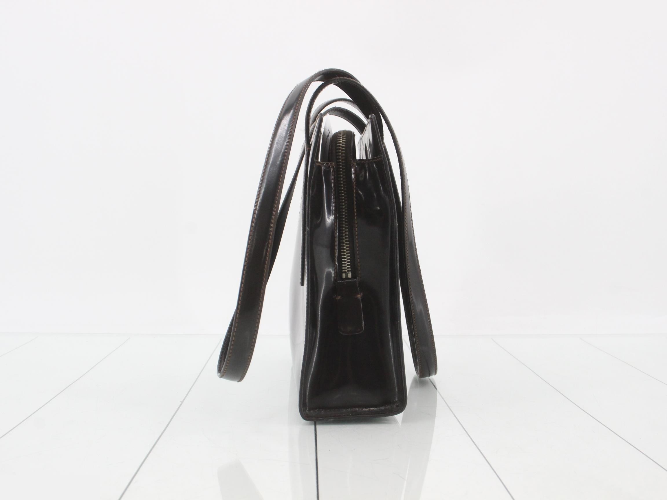 handbag — view 3