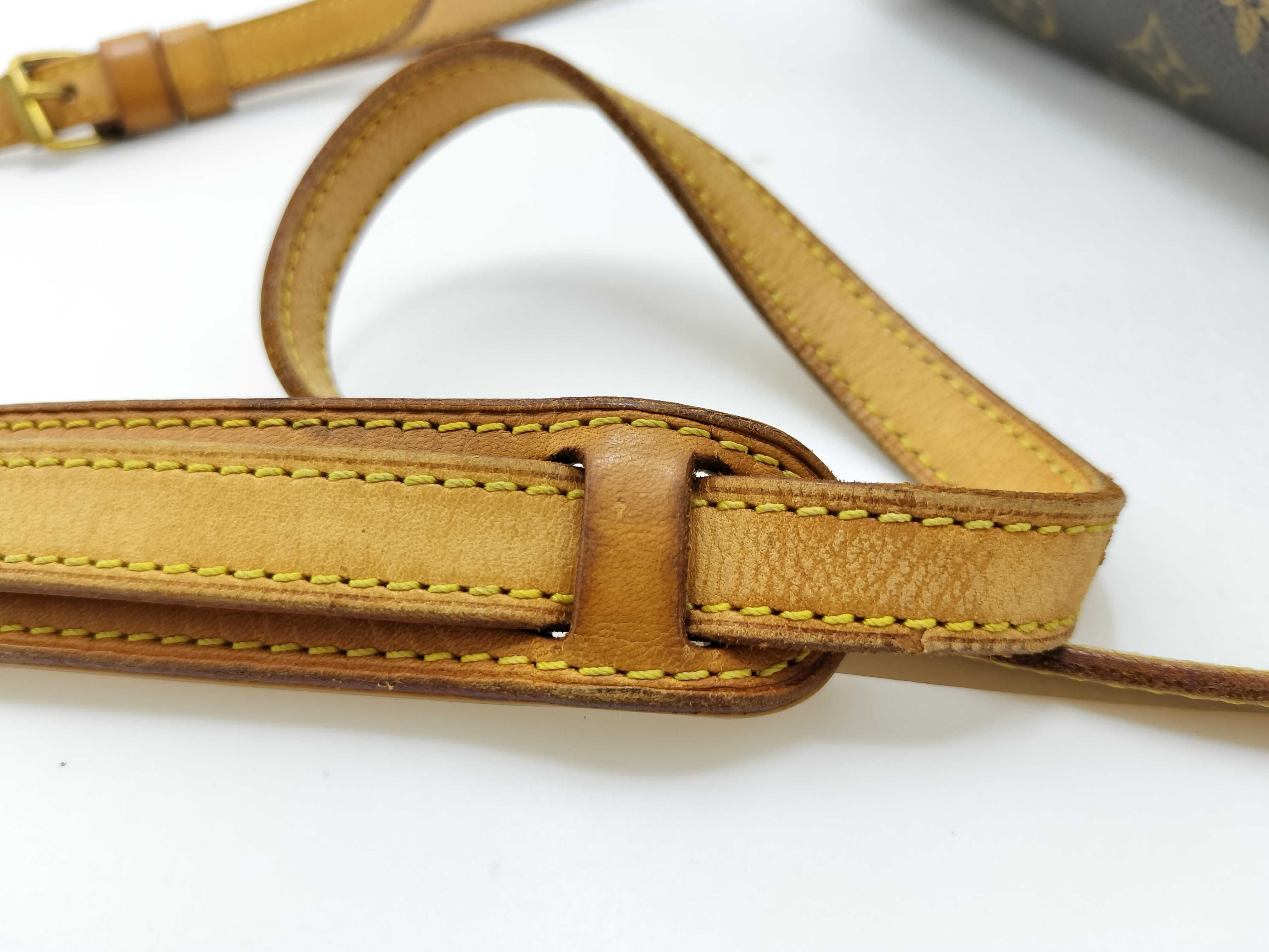 Monogram Blois Shoulder Bag (No Stickiness) — view 4