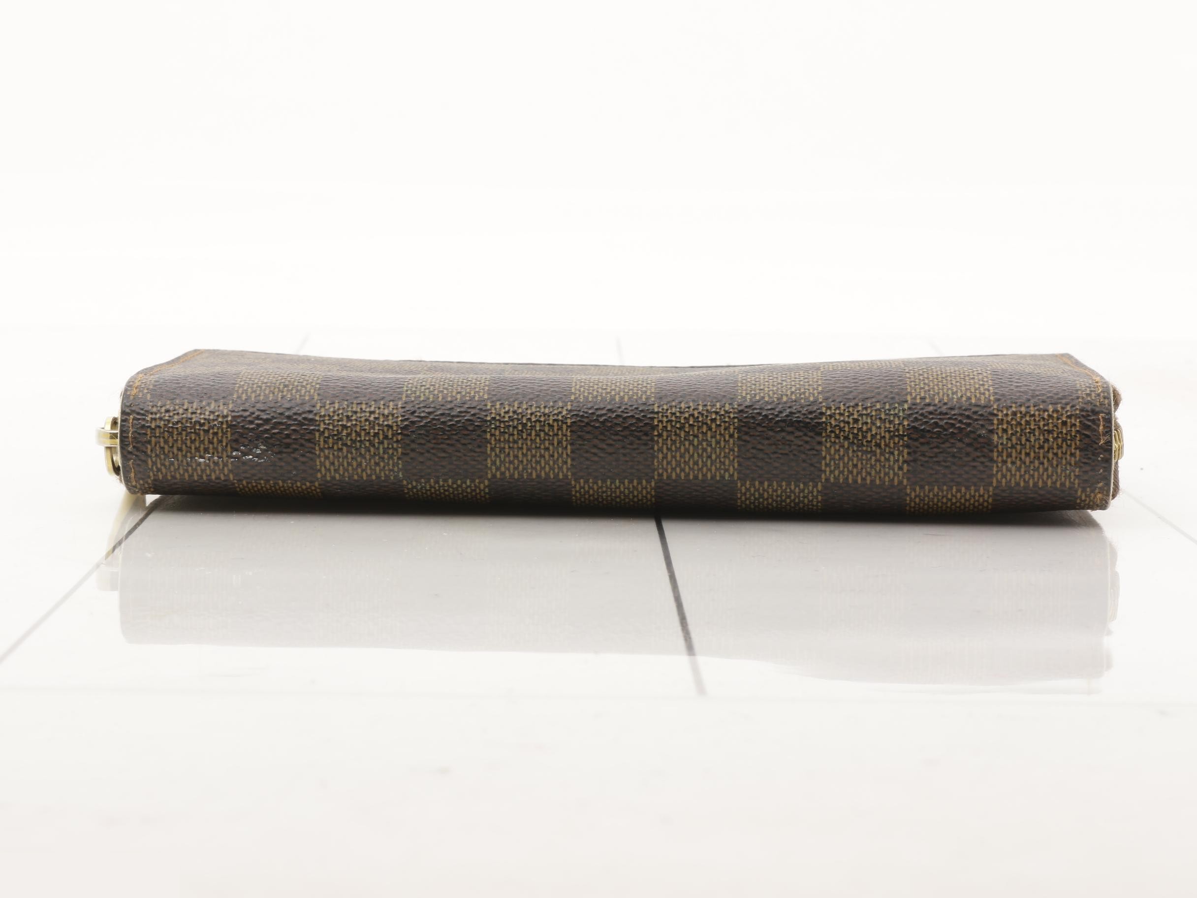 LV Damier Zippy Wallet N60015 — view 3