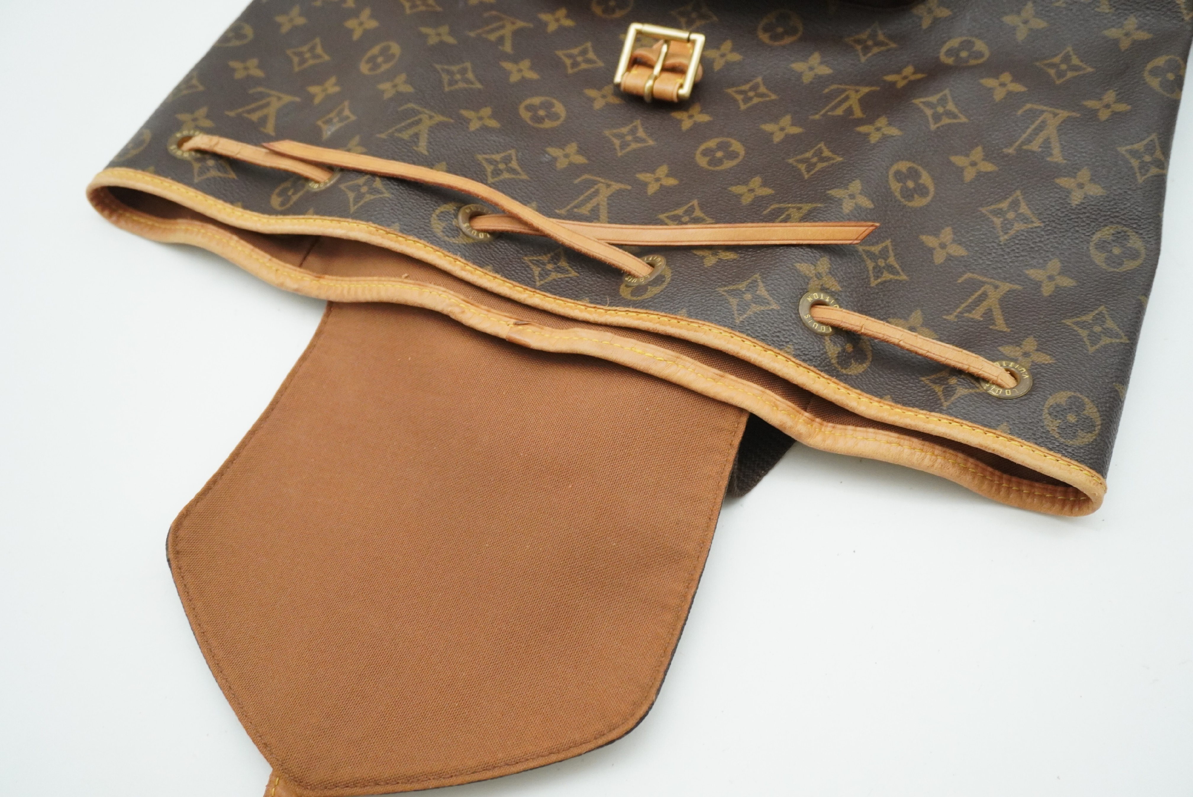 Monogram Montsouris GM M51135 Backpack — view 12