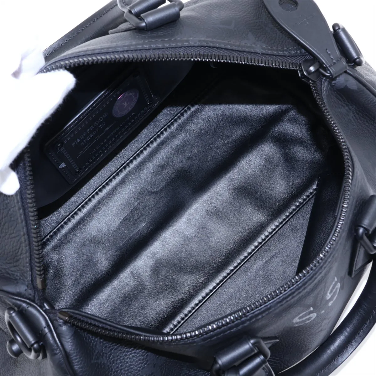 [Individually packaged] Louis Vuitton Monogram Speedy P9 Bandoulière 30 M13904 Black with initials. RFID responsive. — view 8