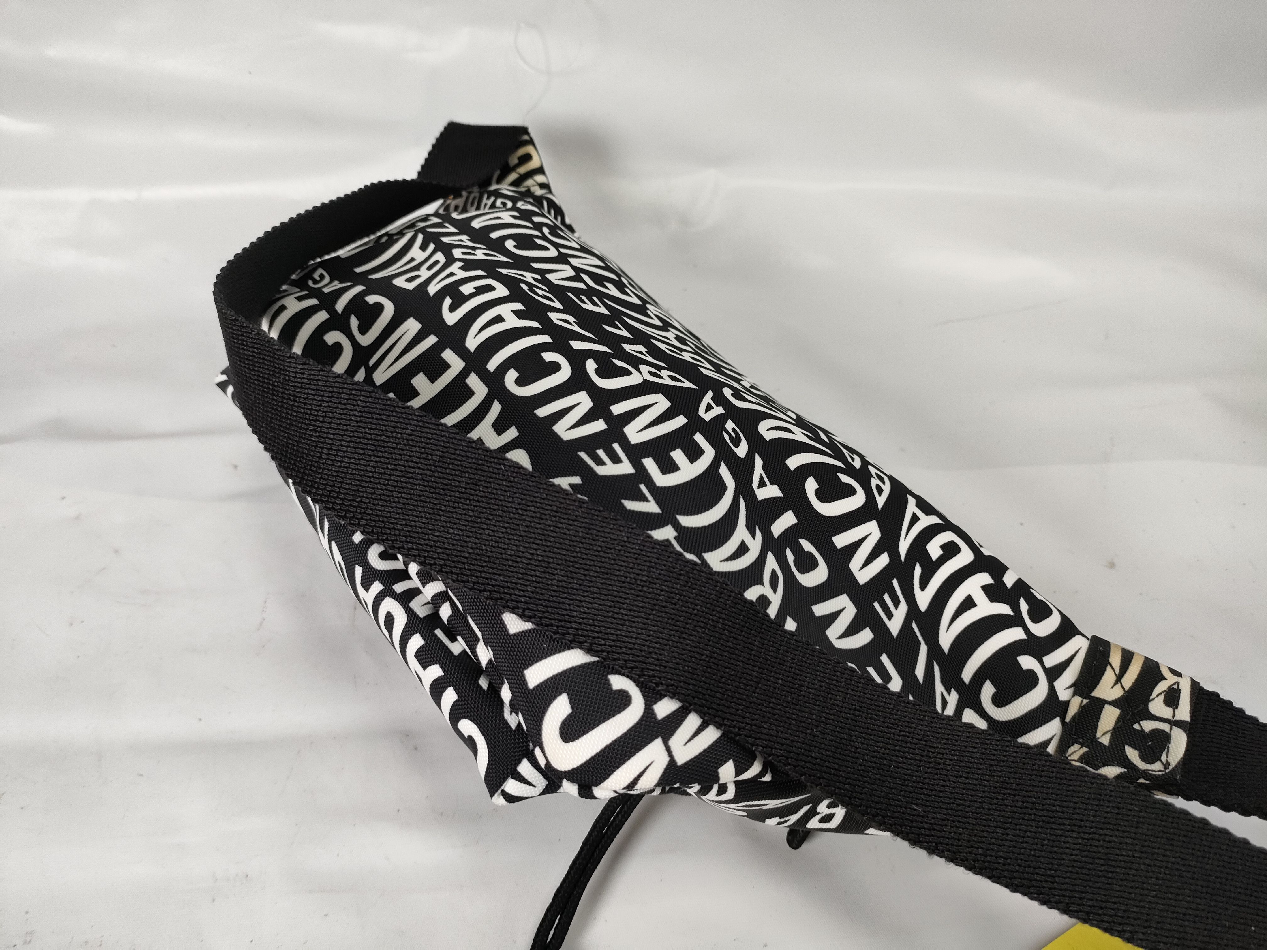 nylon allover pattern body bag — view 3