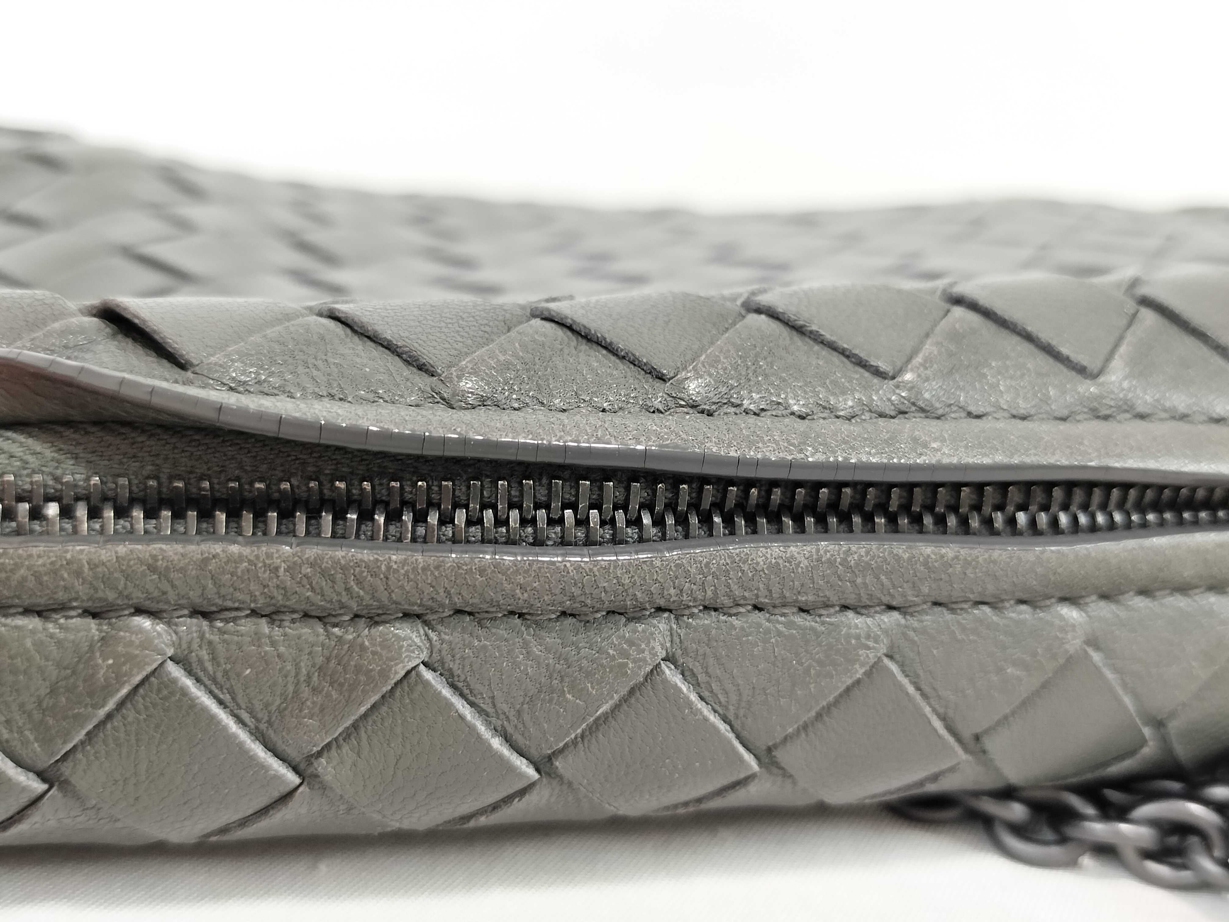 Intrecciato Bottega Intrecciato Chain Shoulder Bag — view 13