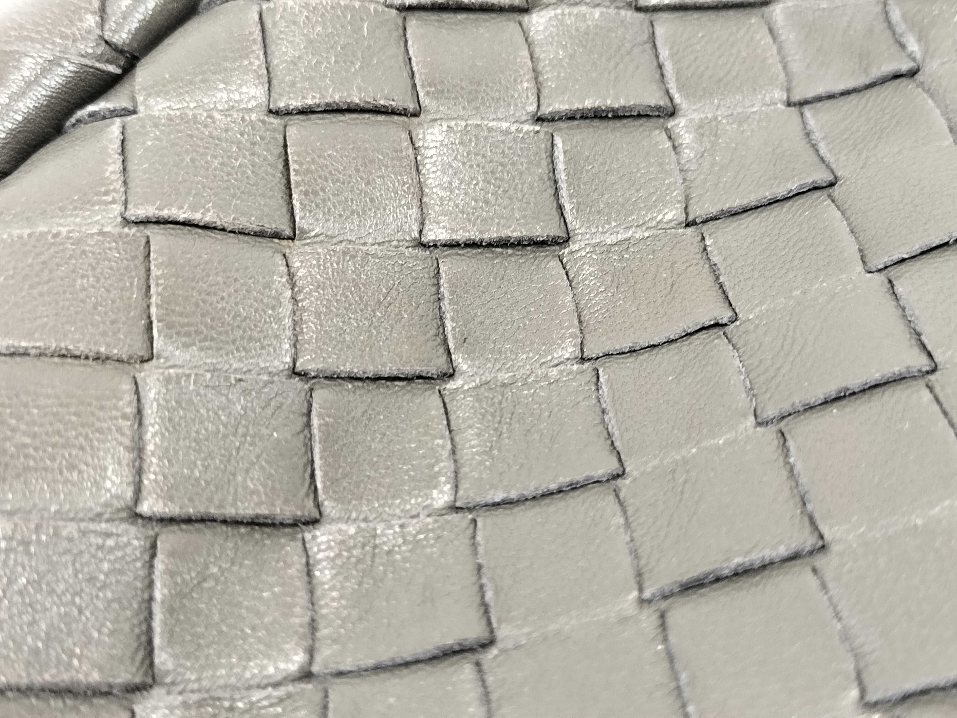 Intrecciato Bottega Intrecciato Chain Shoulder Bag — view 14