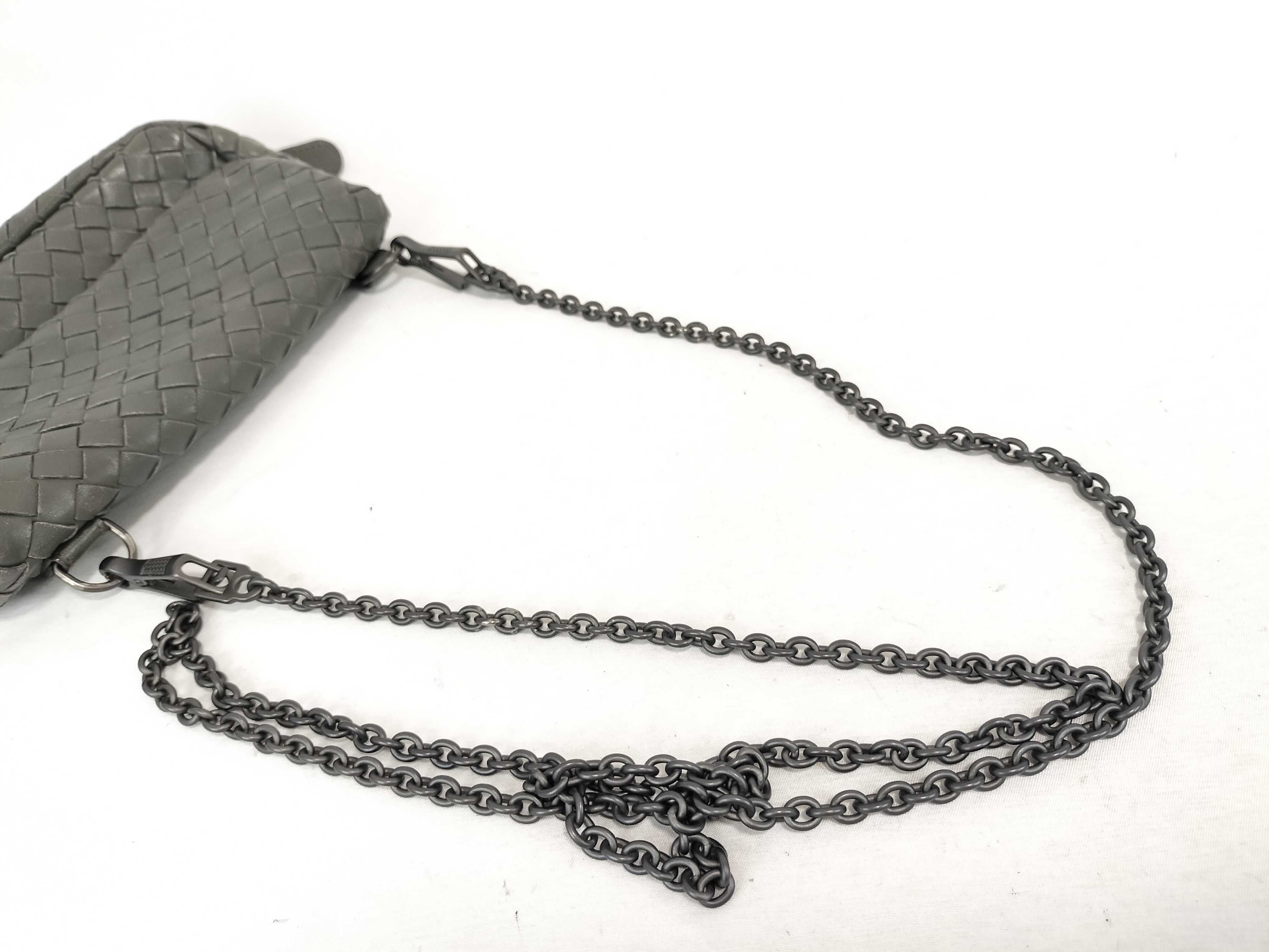 Intrecciato Bottega Intrecciato Chain Shoulder Bag — view 3
