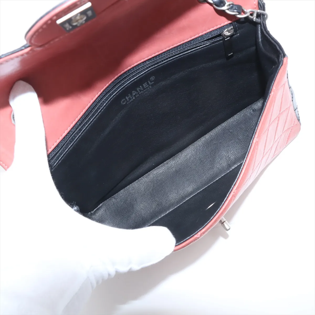 Matelasse Lambskin Single Flap Single Chain Bag Black x Pink Silver Hardware 6321608 6th Series — view 6