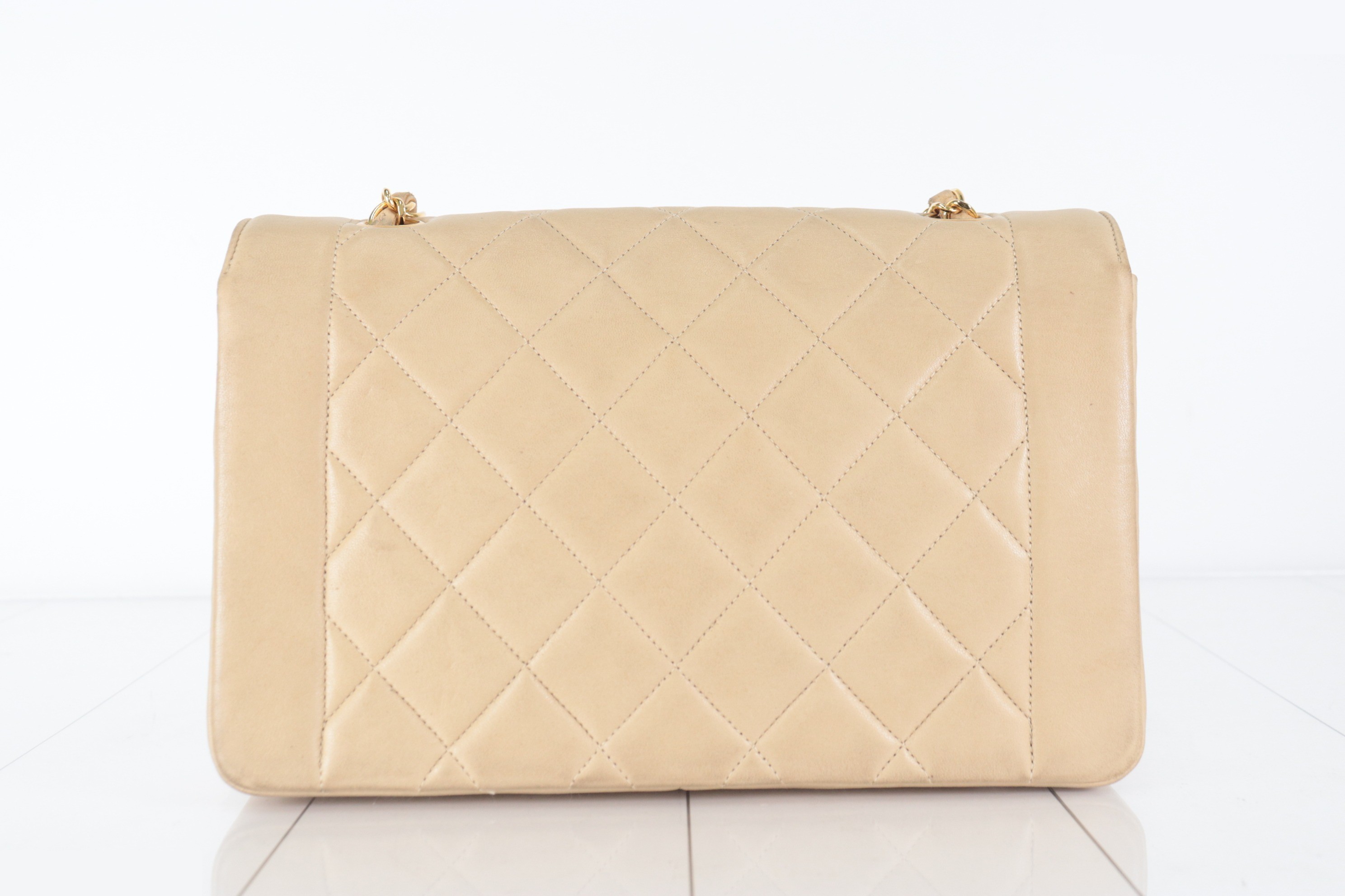 Diana 25 Lambskin Chain Shoulder Bag, Beige, Series 3 — view 2