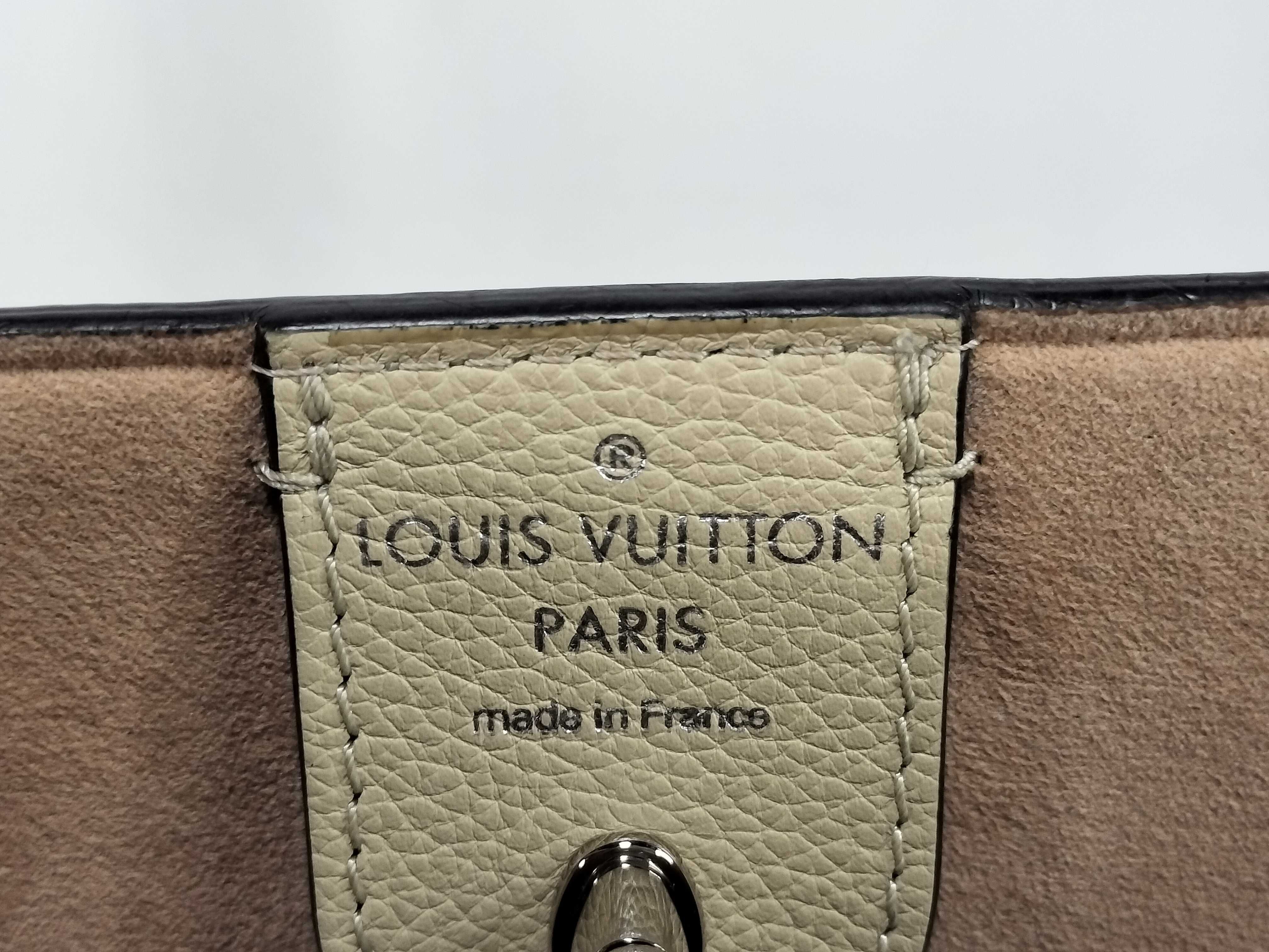 LV Logo Lockme Cabas M42289 FL3106 Beige x Black Tote Bag — view 11