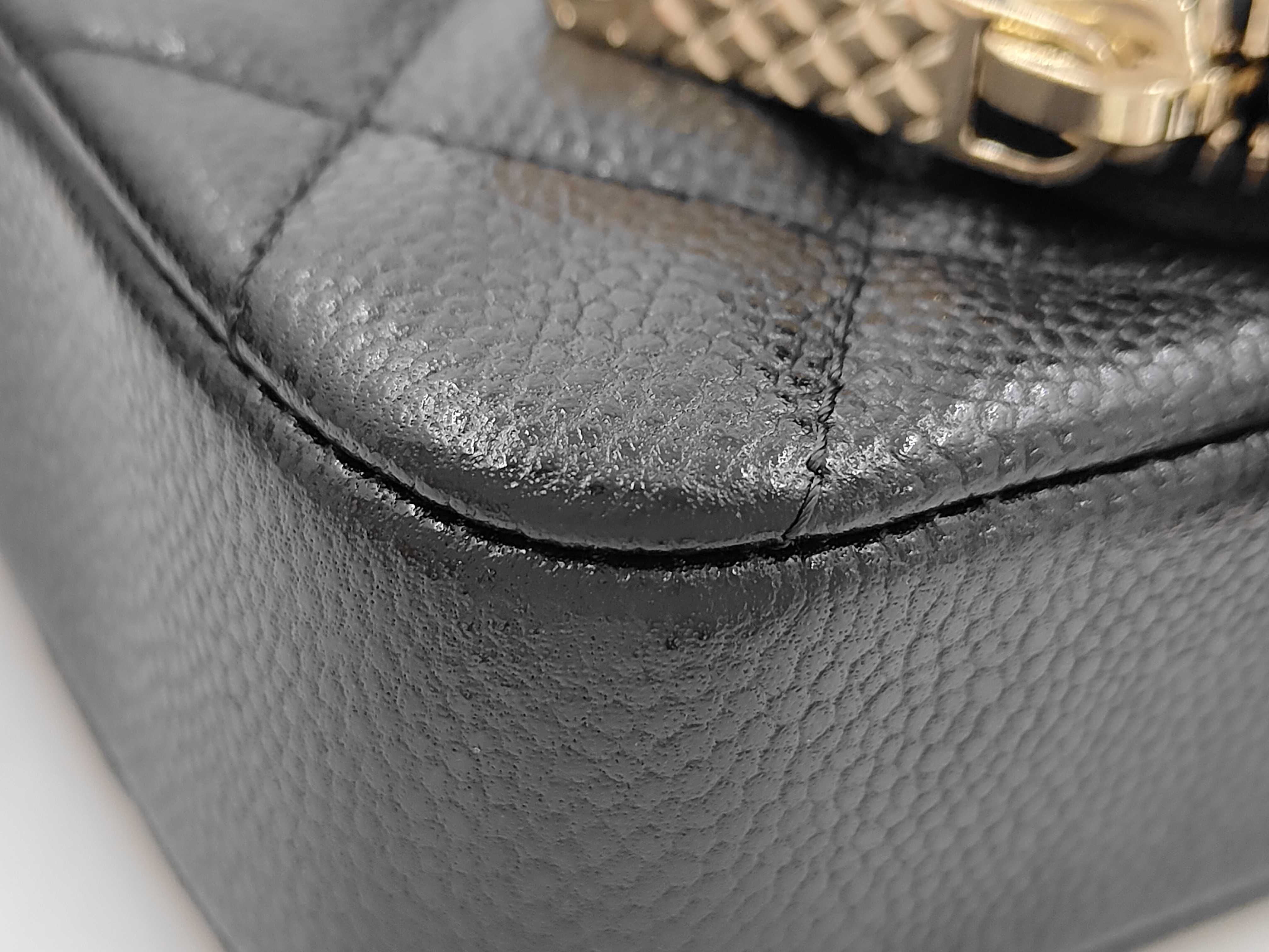 Shoulder Smartphone Case Caviar Leather Black Gold Hardware X5E3EANG Shoulder Bag — view 4