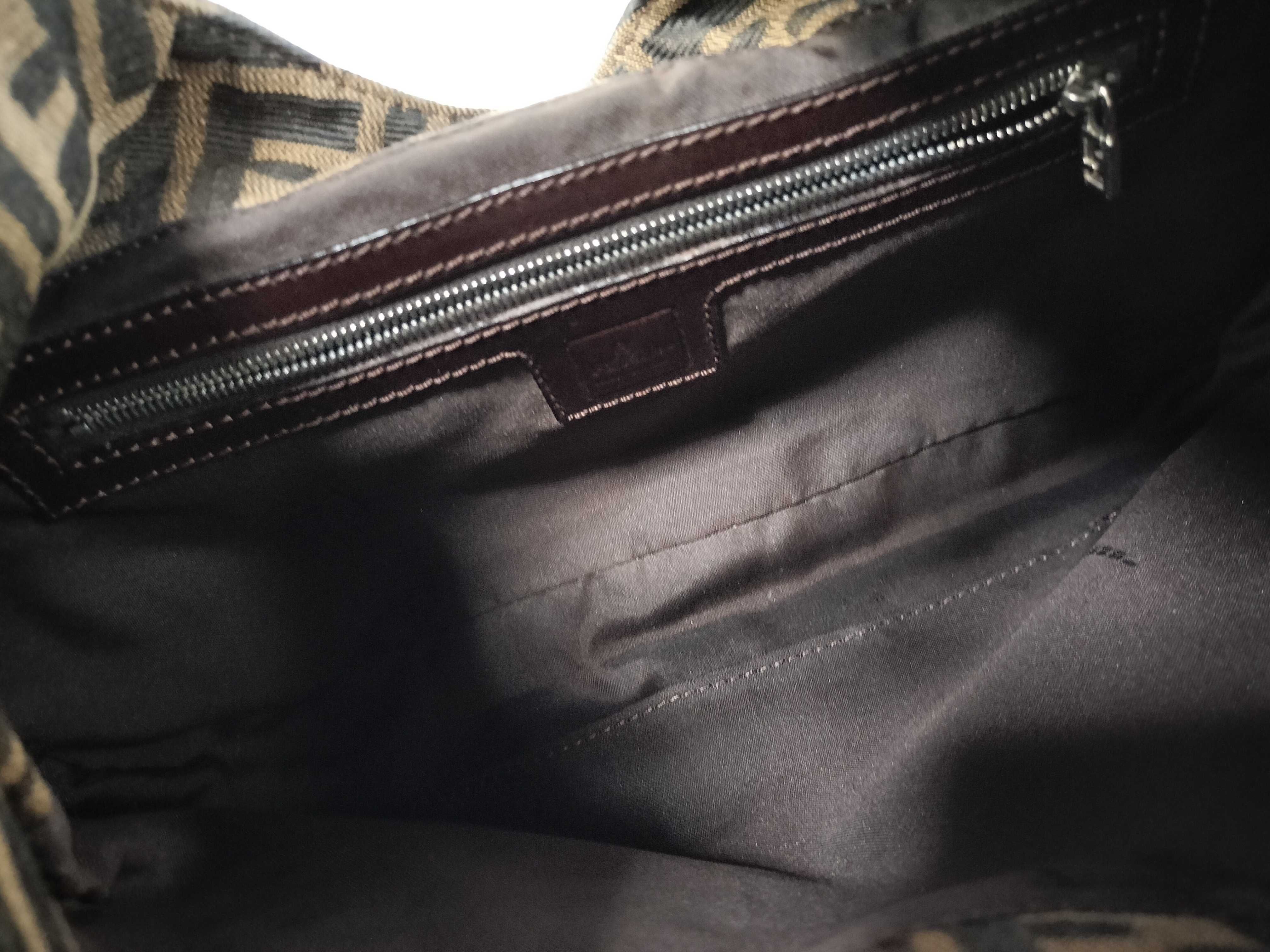 Zucca pattern Fendi Zucca one-shoulder bag Mamma Bucket brown shoulder bag — view 9