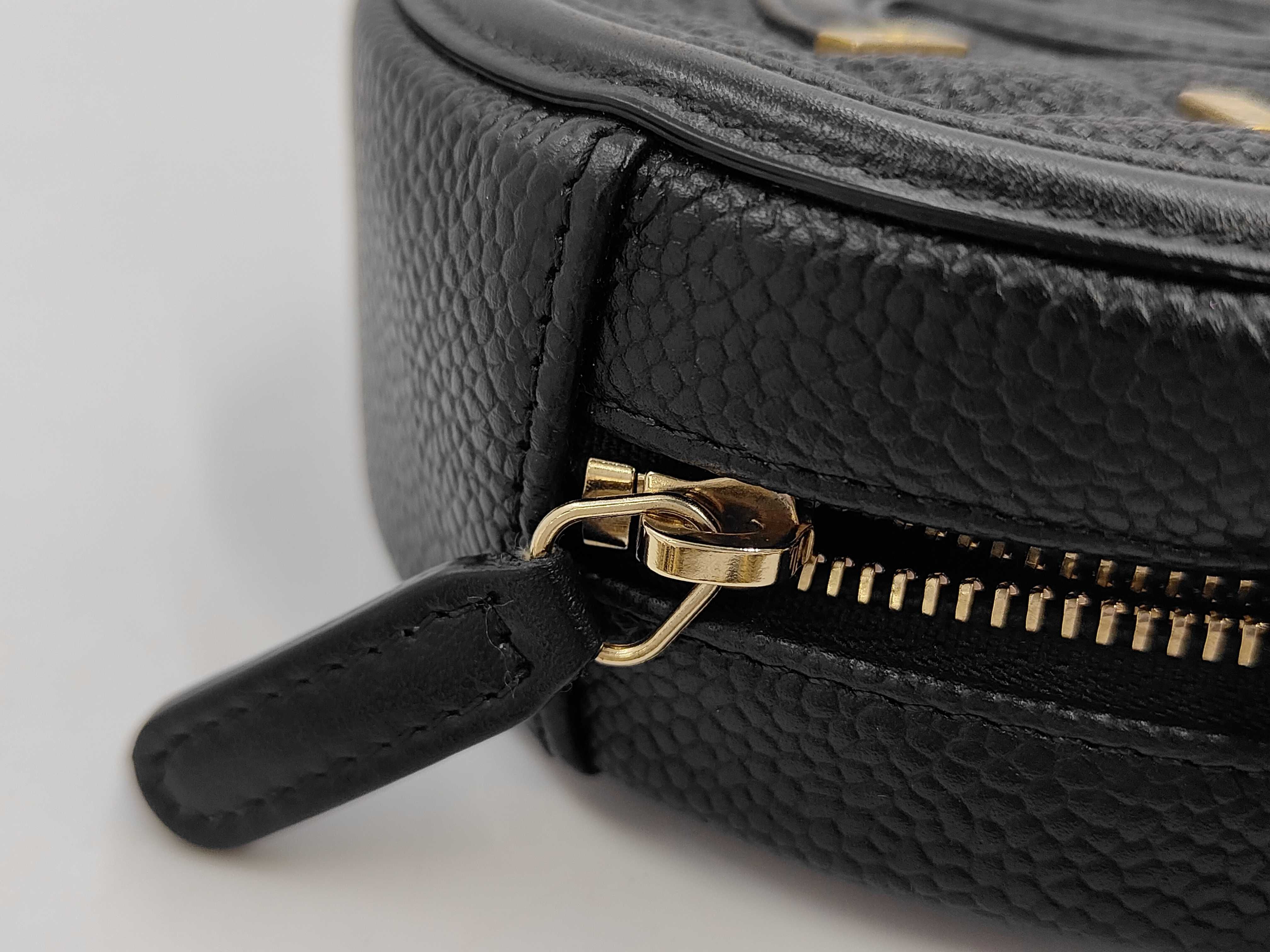 CC Filigree Caviar Skin Round Chain Shoulder Bag — view 13
