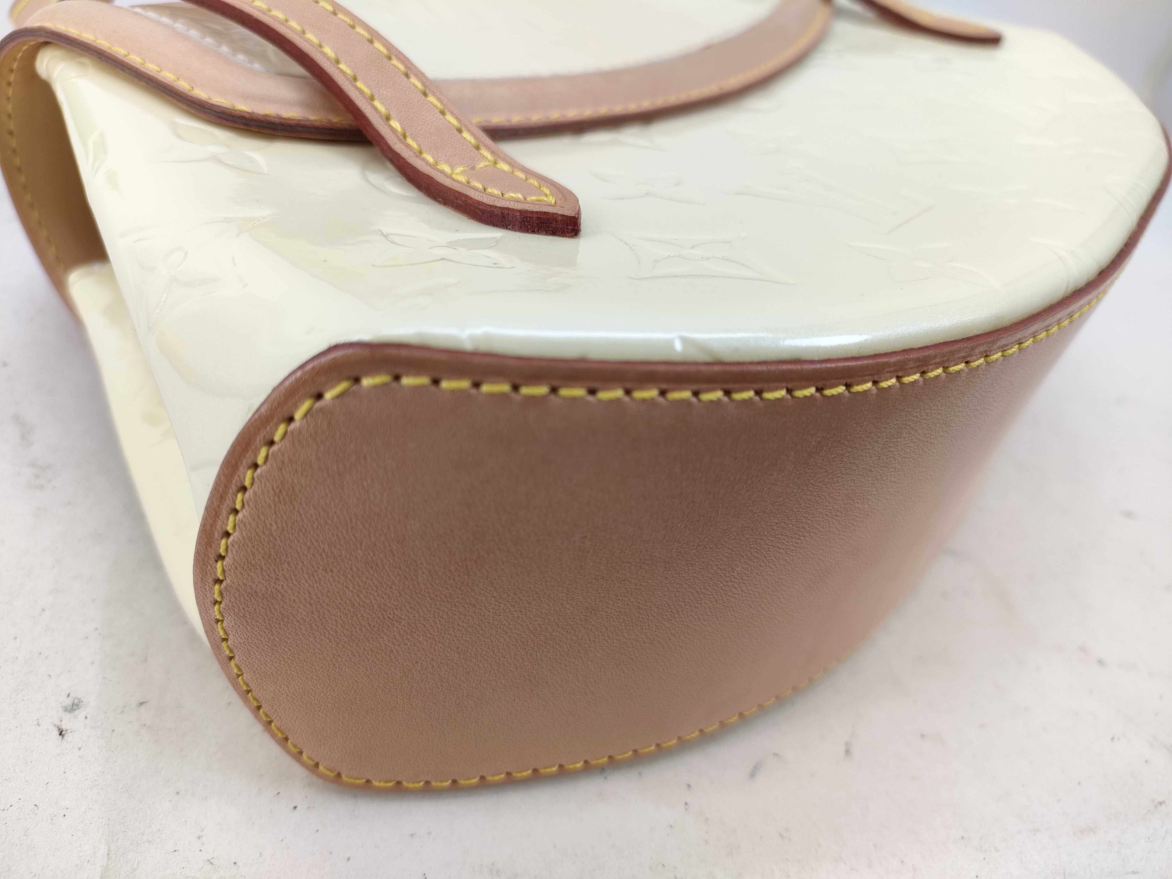 Vernis Biscayne Bay PM Beige Tote Bag — view 5