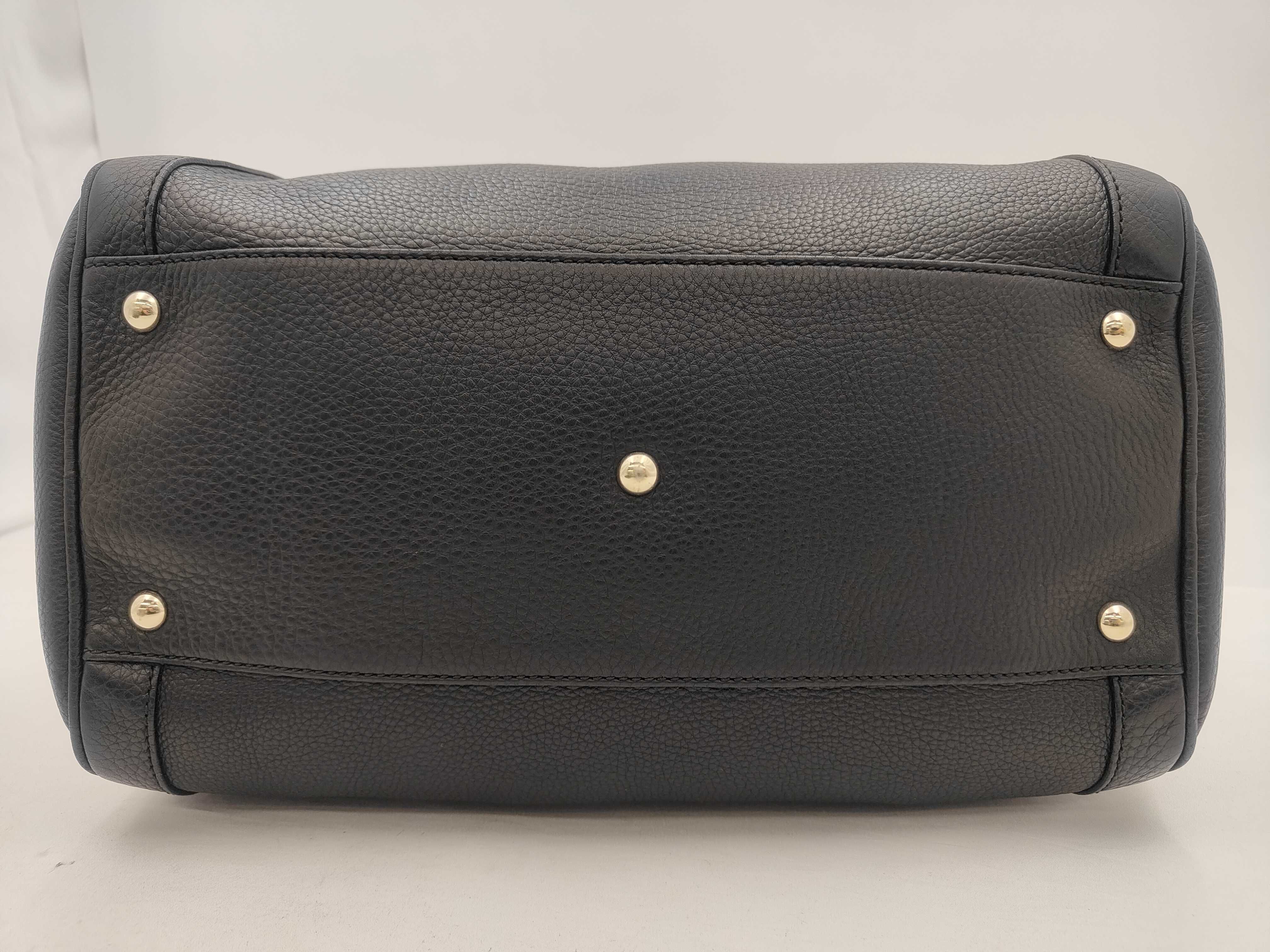 Soho 282302 Leather Black Boston Bag — view 7