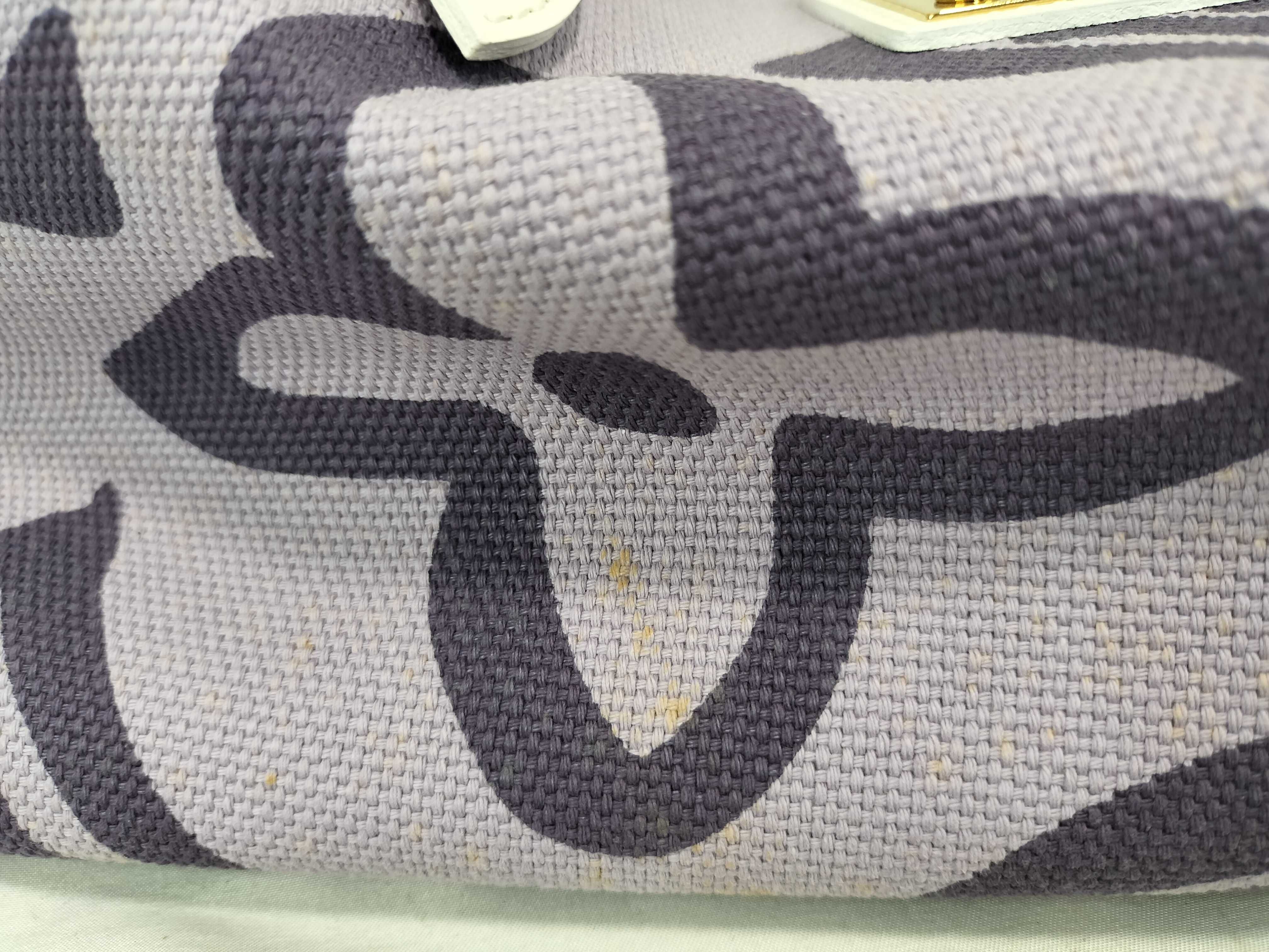 Taïcienne Tote Bag — view 14