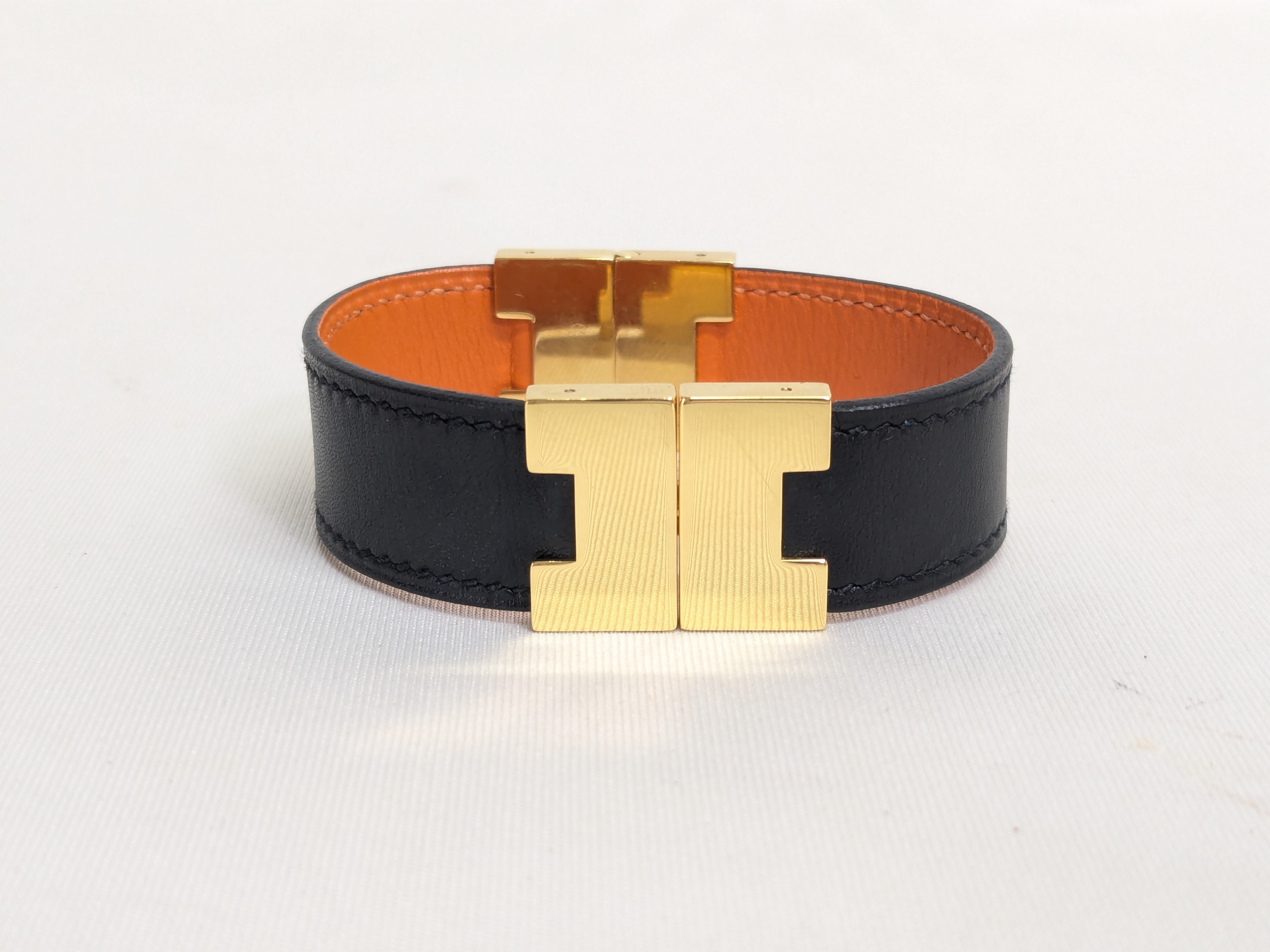 Roulie Bracelet/Bangle — view 2