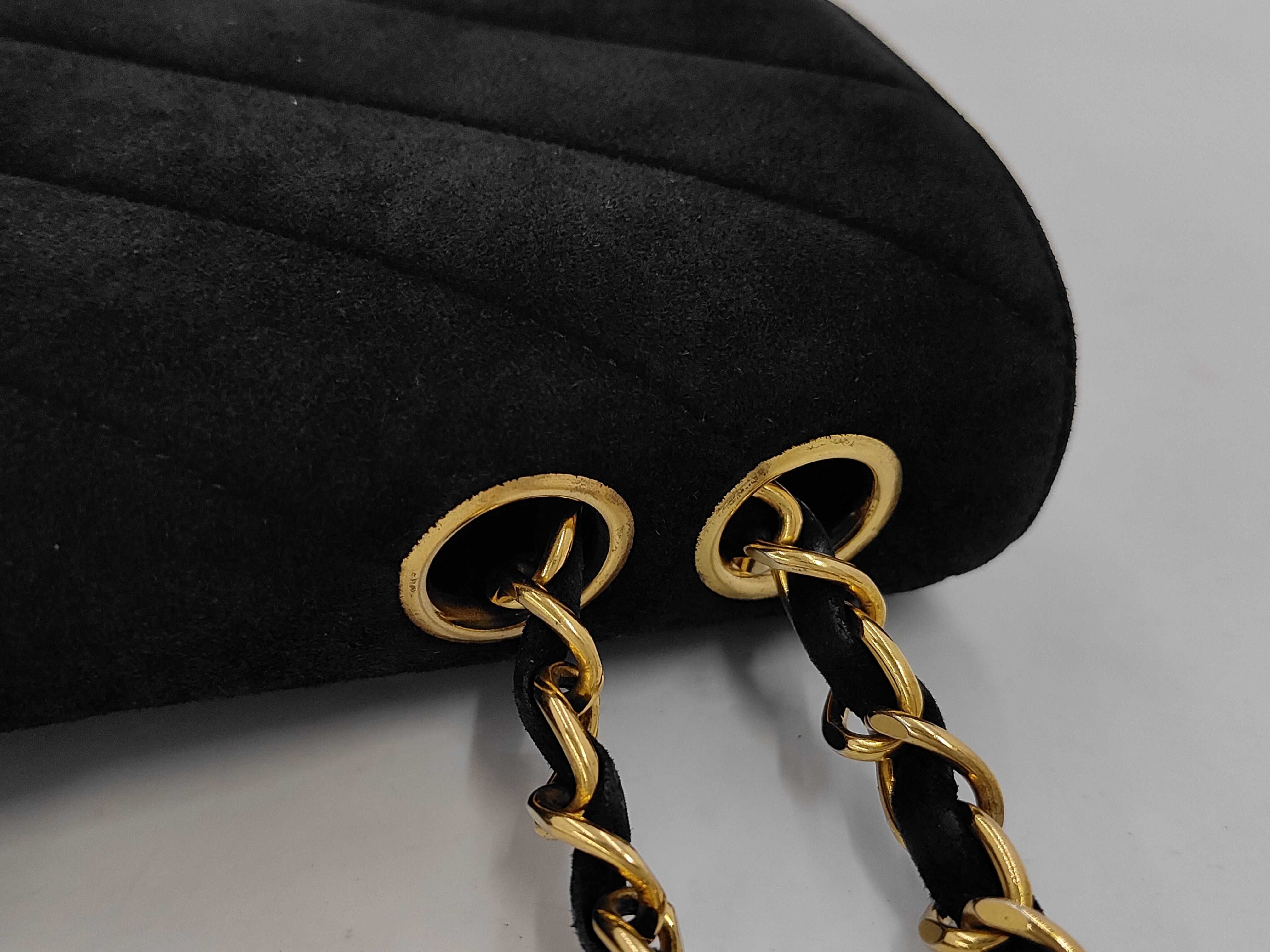 V-stitch shoulder bag — view 7
