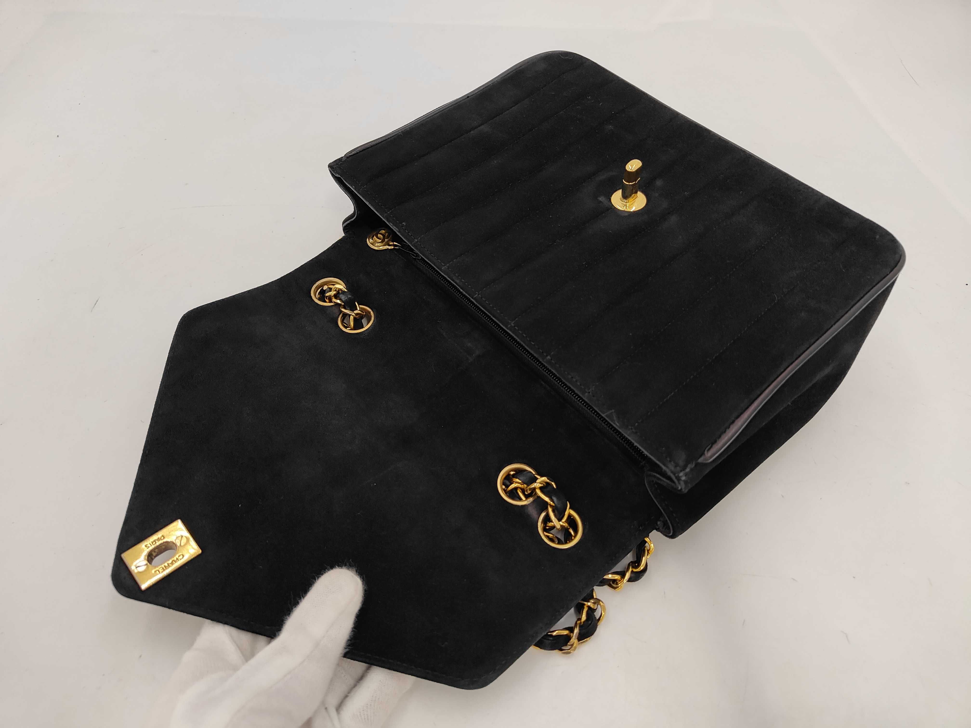 V-stitch shoulder bag — view 8