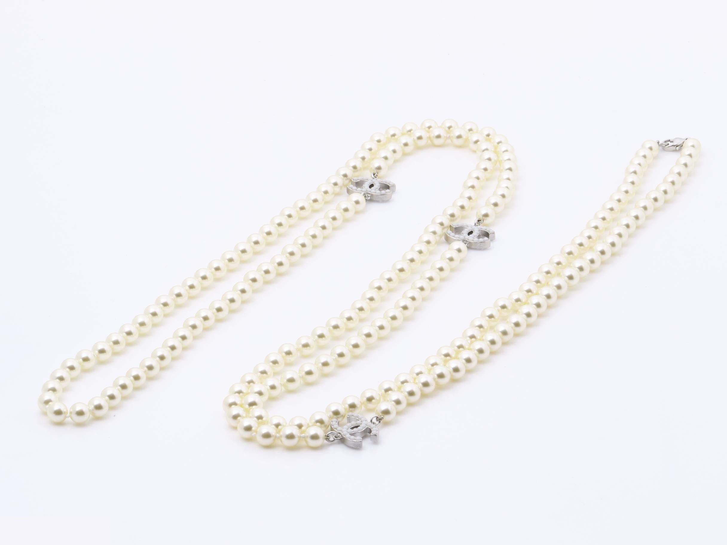 Necklace with Coco Mark design, 4 strands, neck circumference approximately 180cm — view 4