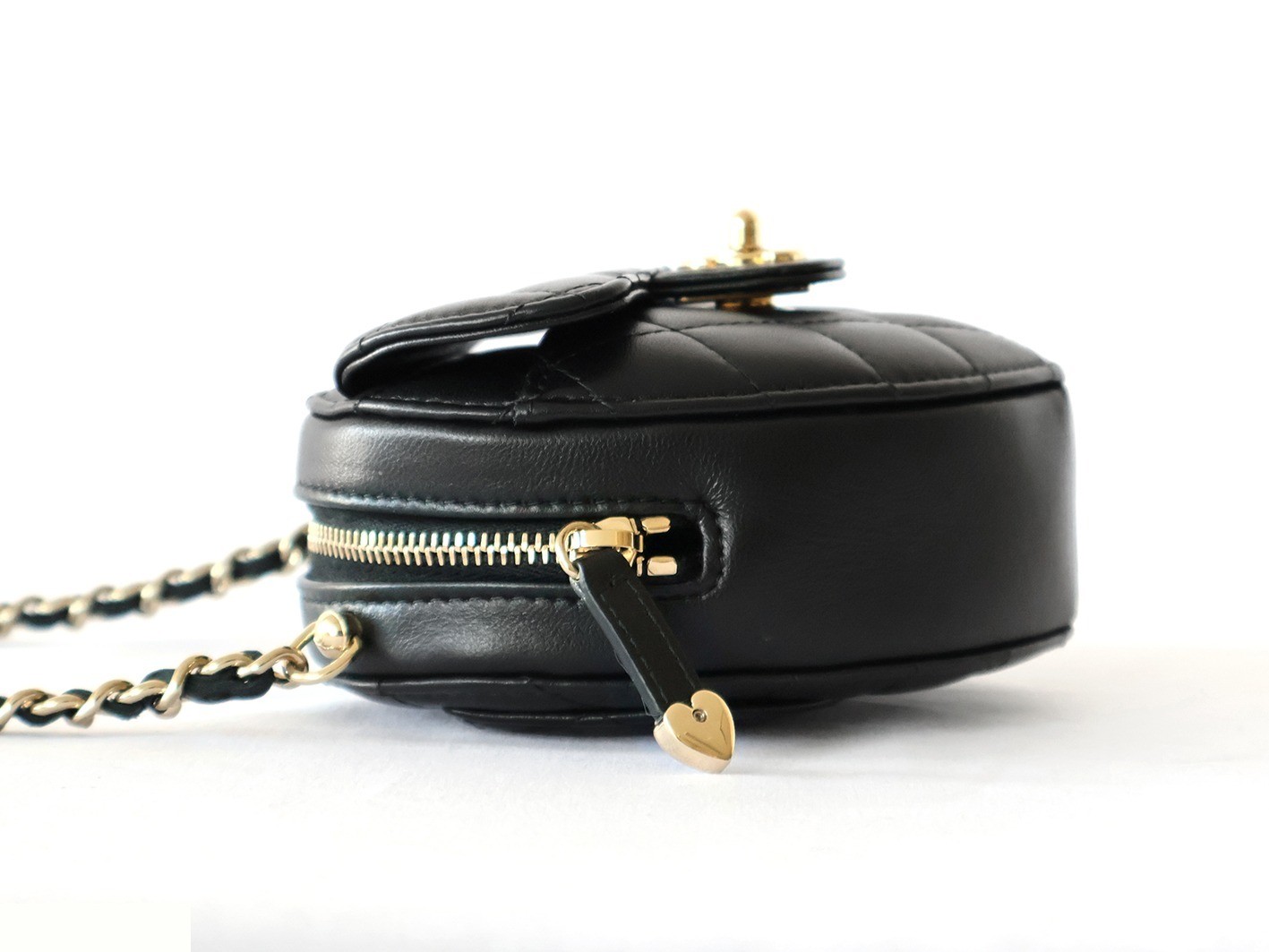 Matelassé Heart Lambskin Chain Shoulder Bag, Black — view 6