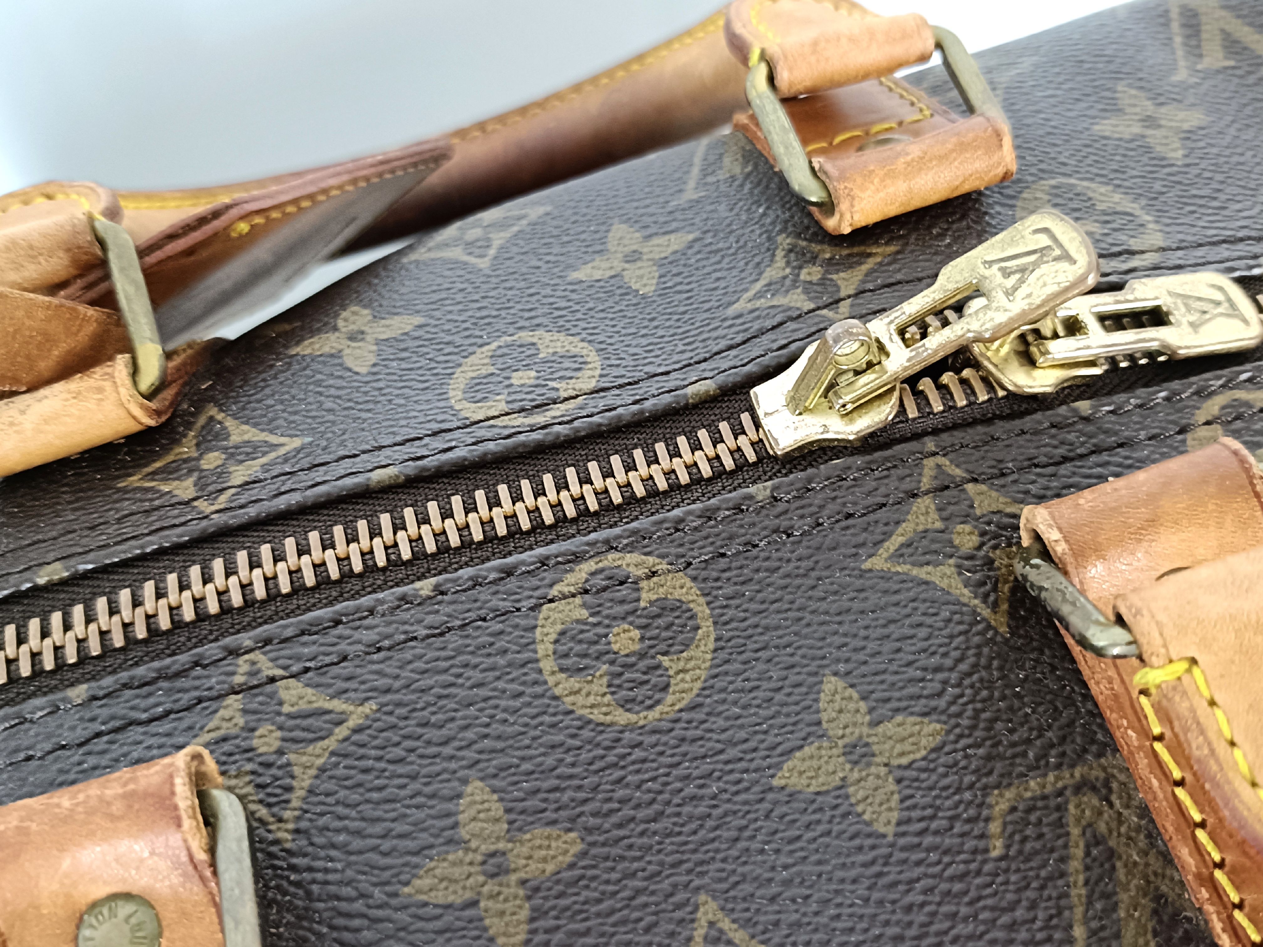Monogram LV Keepall Bandoulière Boston Bag — view 8