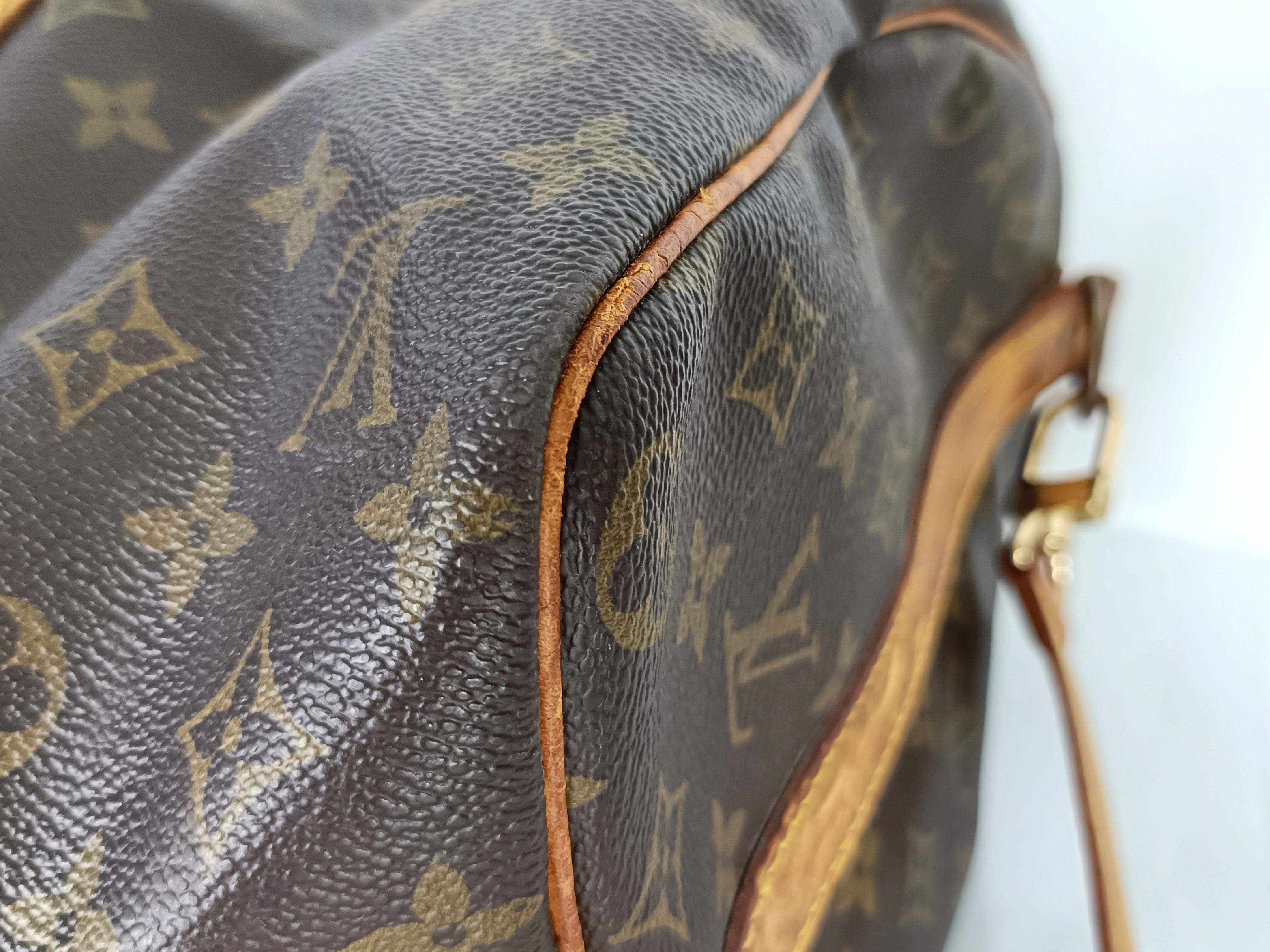 Monogram LV Keepall Bandoulière Boston Bag — view 9