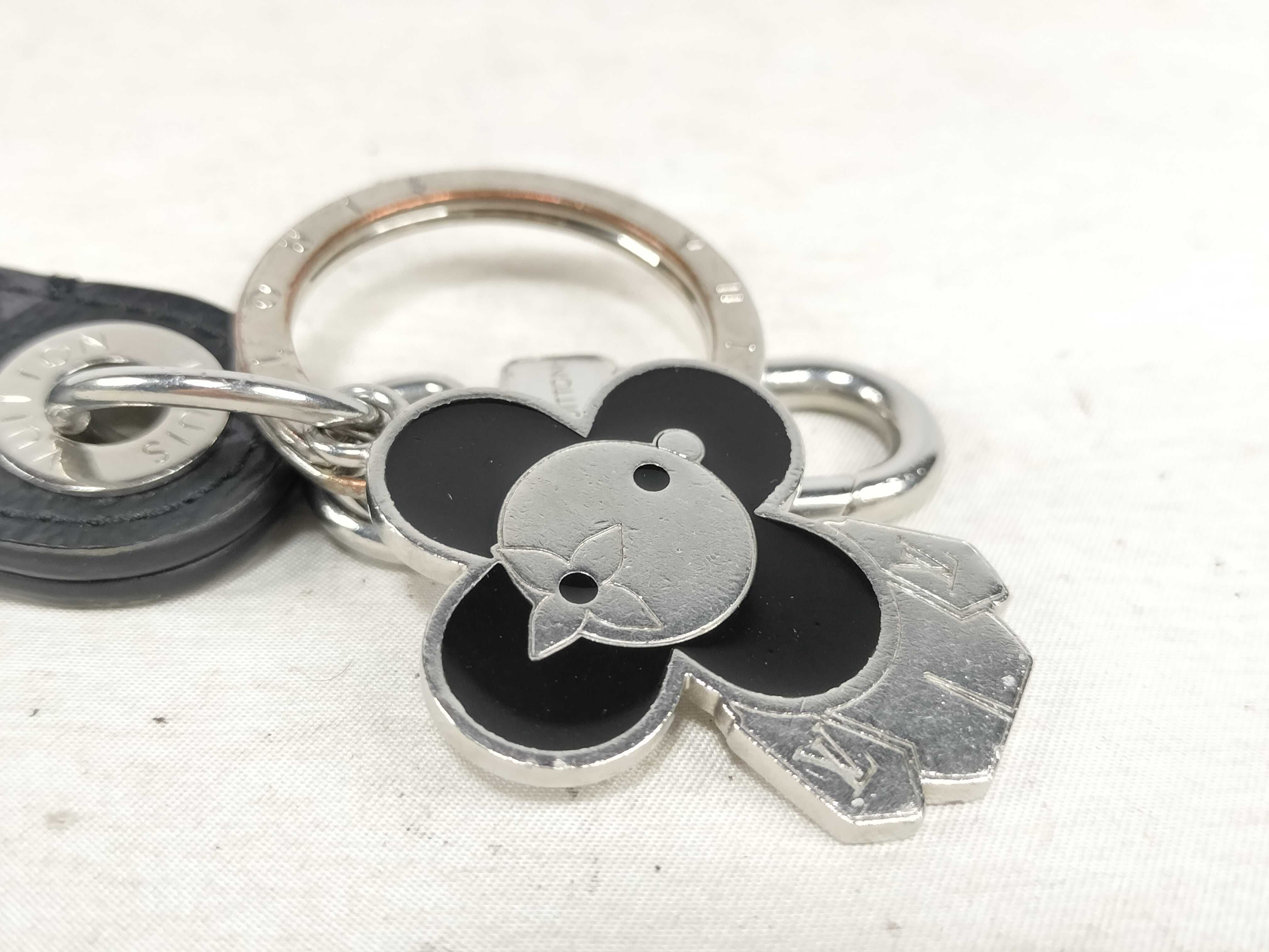 Keychain Eclipse Dragonne Vivienne M01821 DI4214 Key Case/Keychain — view 6