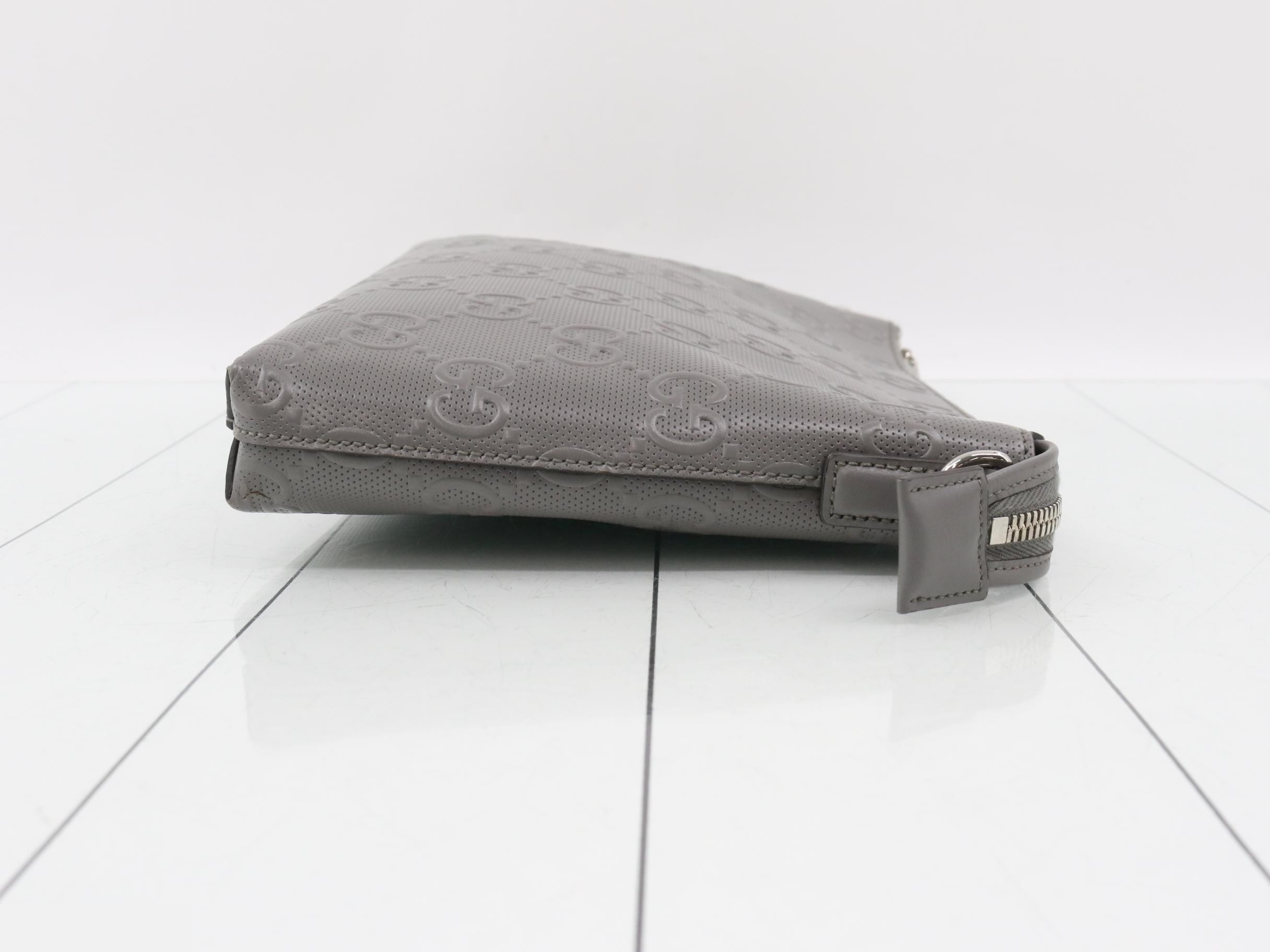 696009 GG Embossed Medium Messenger — view 3