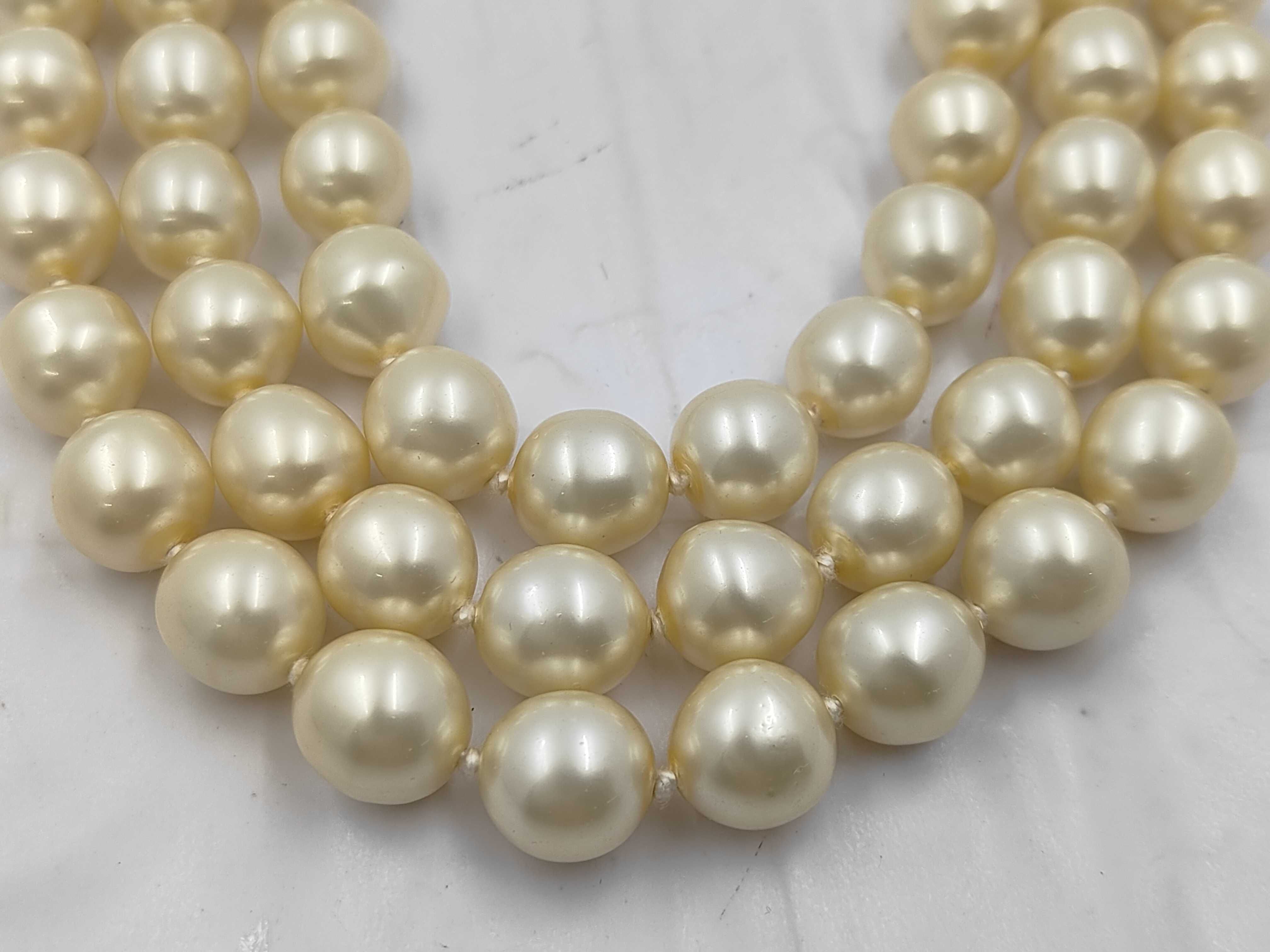 Triple Pearl Necklace