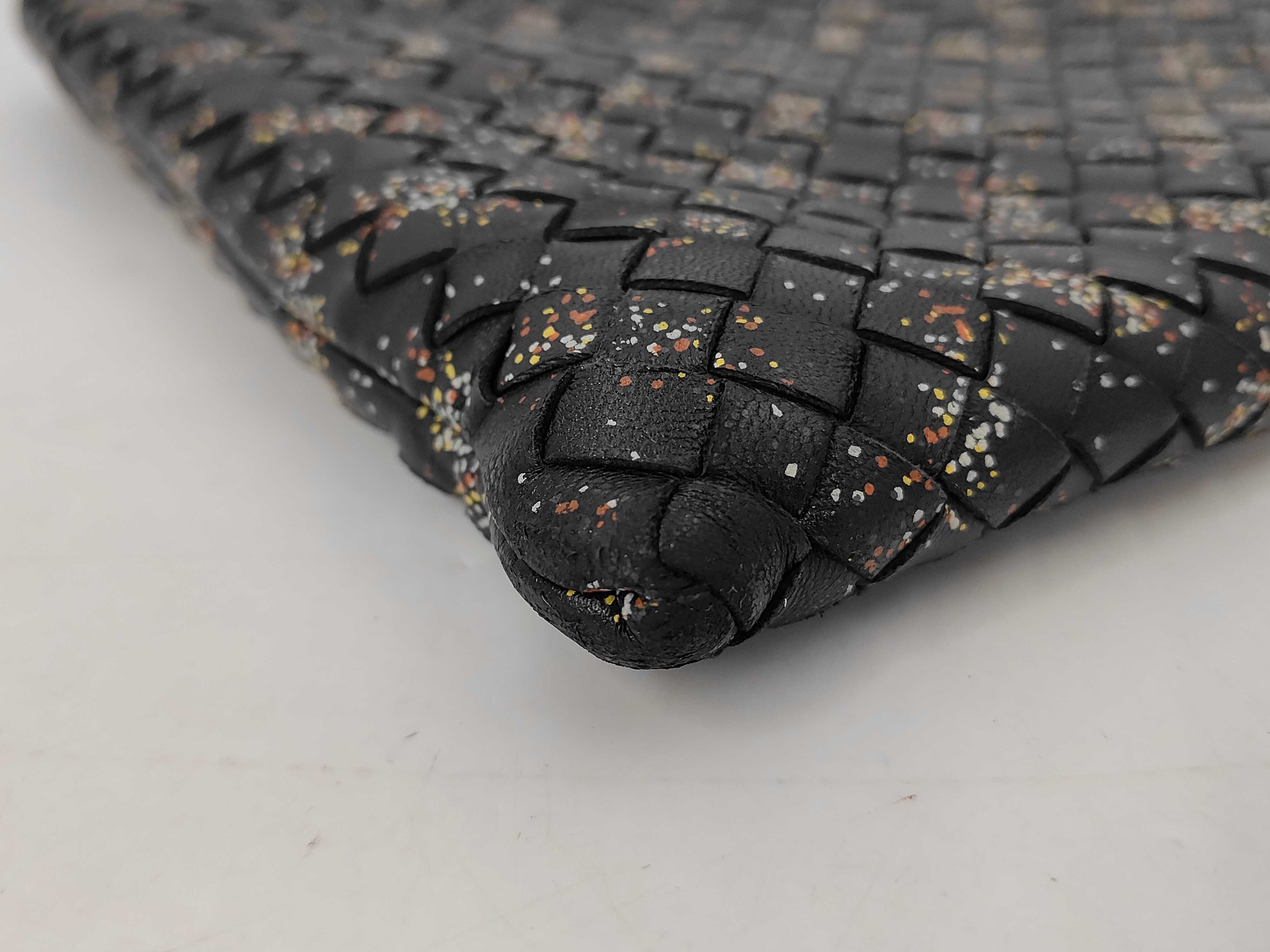 Intrecciato Clutch Bag (Second Bag) — view 3