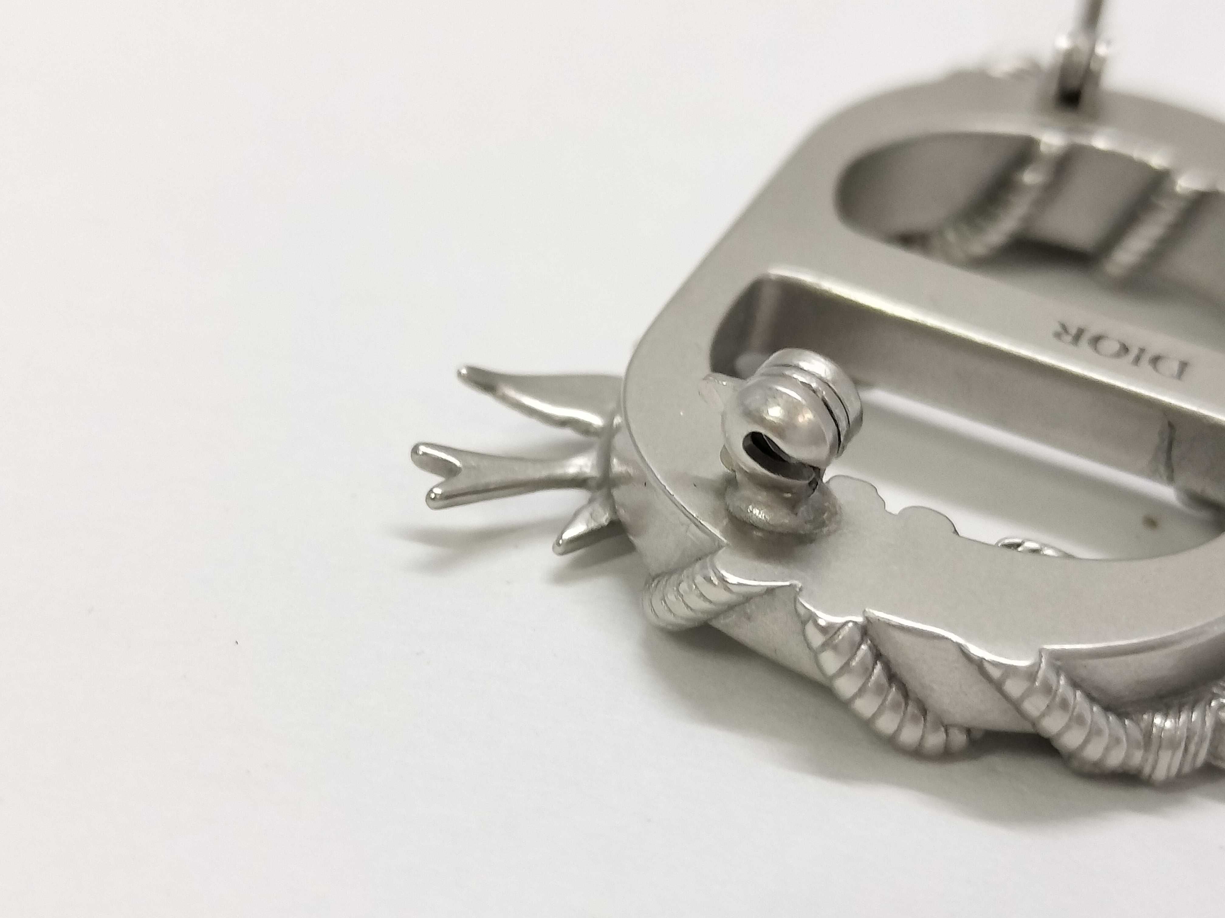 brooch — view 5