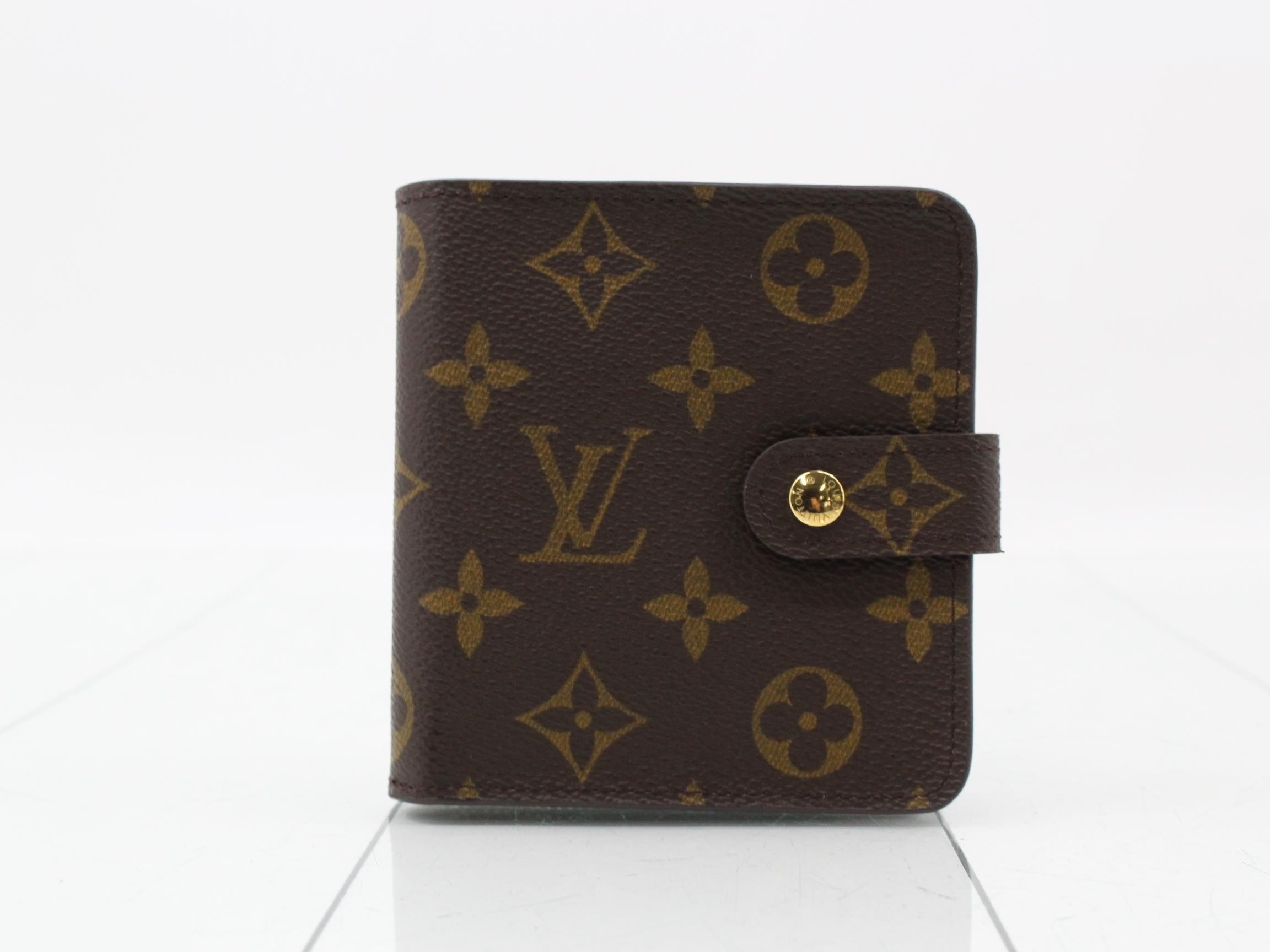 Compact Zip MI0091 (Box and booklet included)